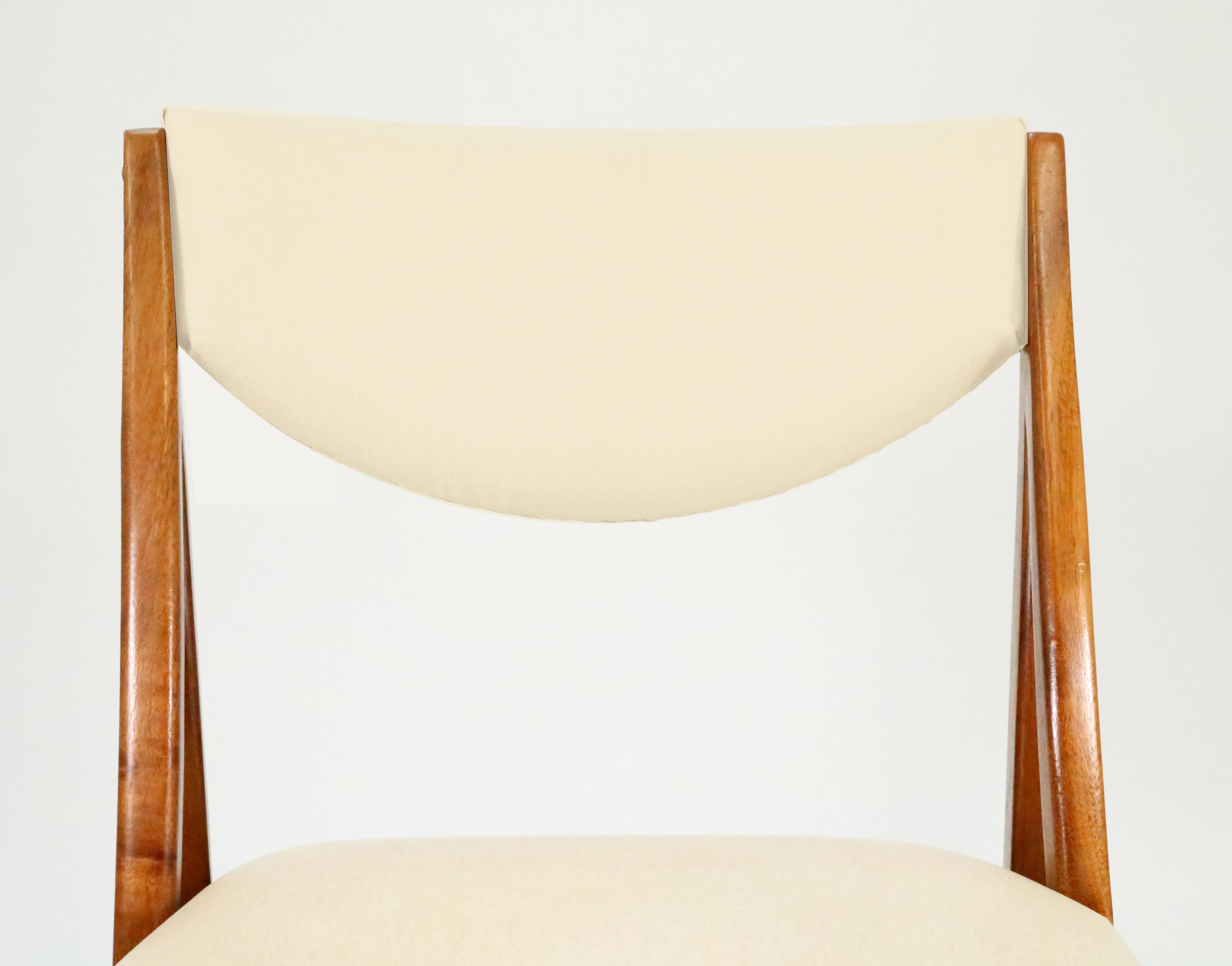 Barney Flagg Dining Chairs for Drexel Parallel In Excellent Condition In Littleton, CO