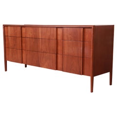 Barney Flagg for Drexel Parallel Mid-Century Modern Walnut Dresser, Refinished