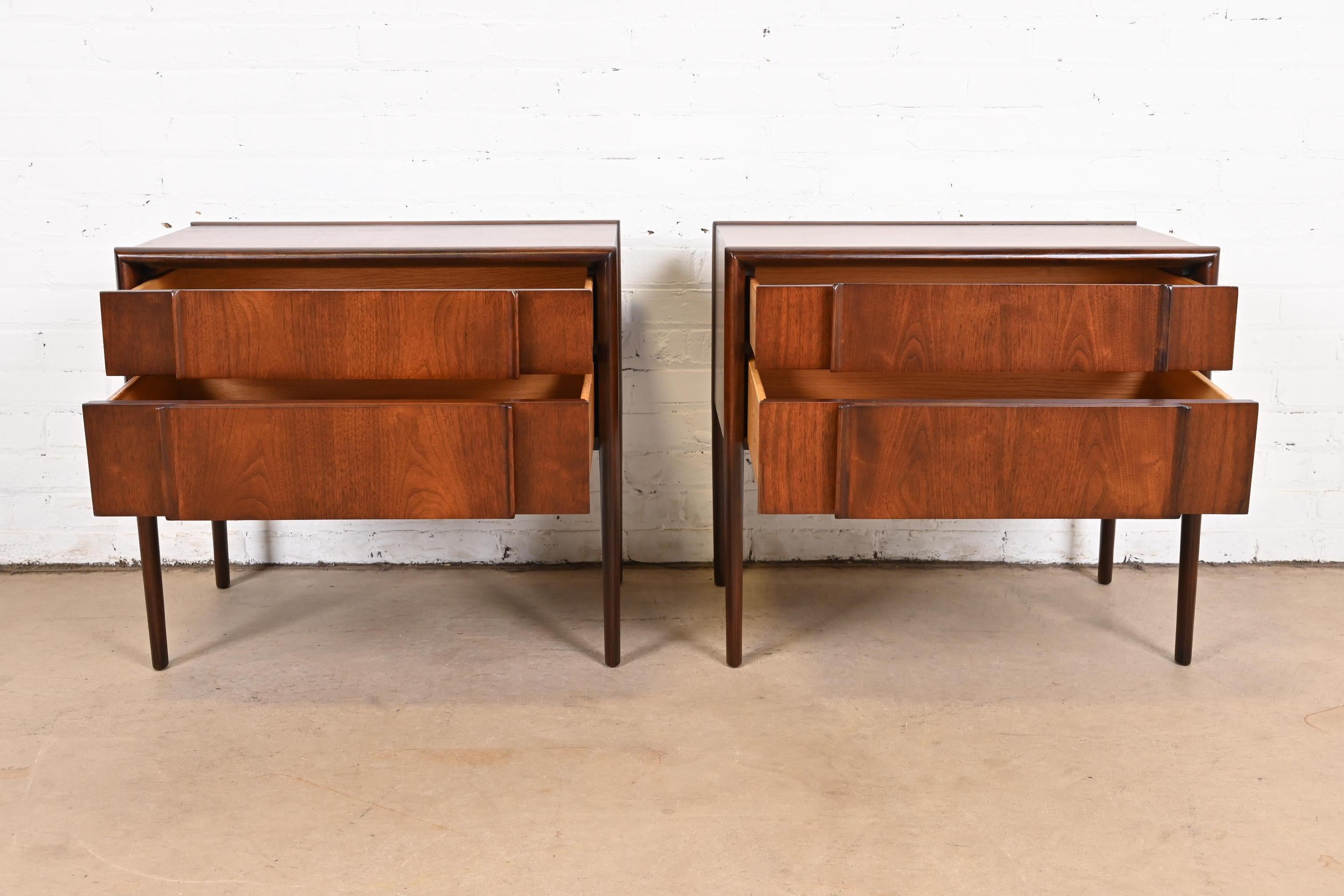 Barney Flagg for Drexel Parallel Sculpted Walnut Nightstands, Newly Refinished 2