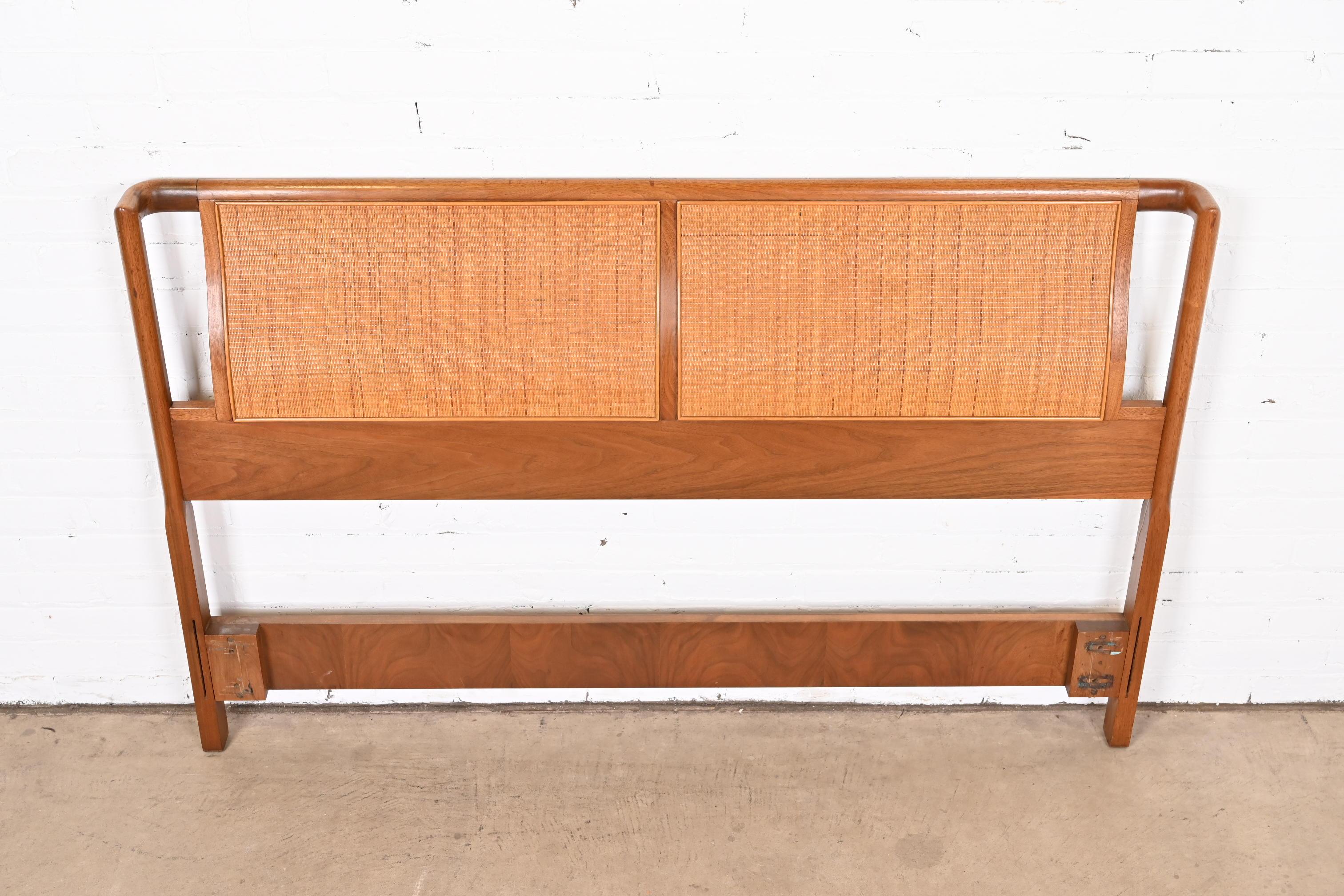 Barney Flagg for Drexel Parallel Walnut and Cane Full Size Headboard In Good Condition For Sale In South Bend, IN