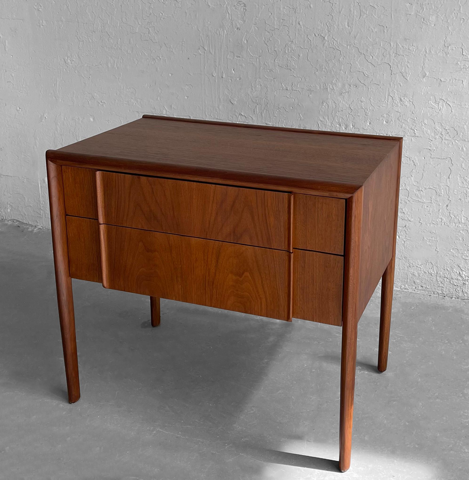 American Barney Flagg For Drexel Parallel Walnut End Table Nightstand