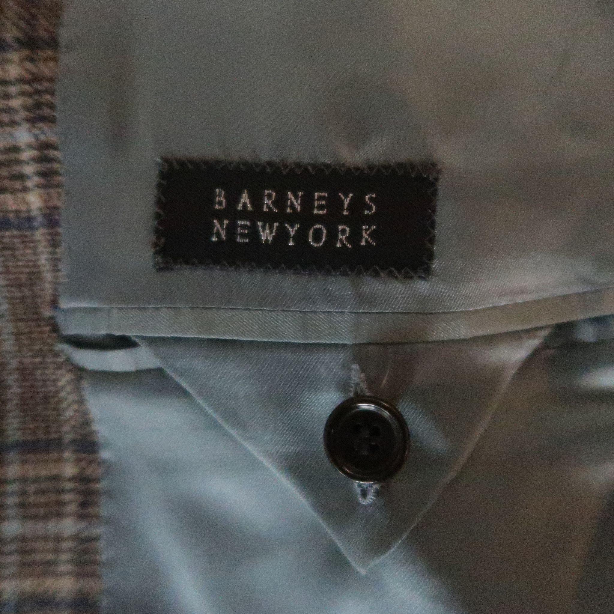 BARNEY'S NEW YORK 44 Regular Brown Plaid Cashmere Notch Lapel Sport Coat In Excellent Condition In San Francisco, CA