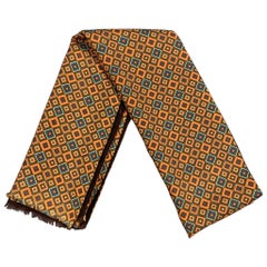 BARNEY
S NEW YORK Brown 
Orange Rhombus Wool / Silk Scarf