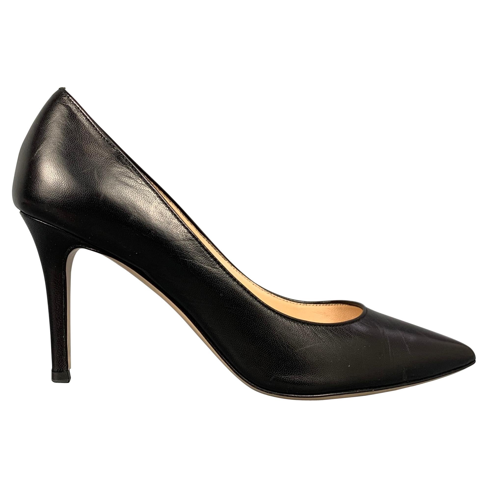 BARNEY'S NEW YORK Size 8.5 Black Leather Pointed Toe Classic Pumps