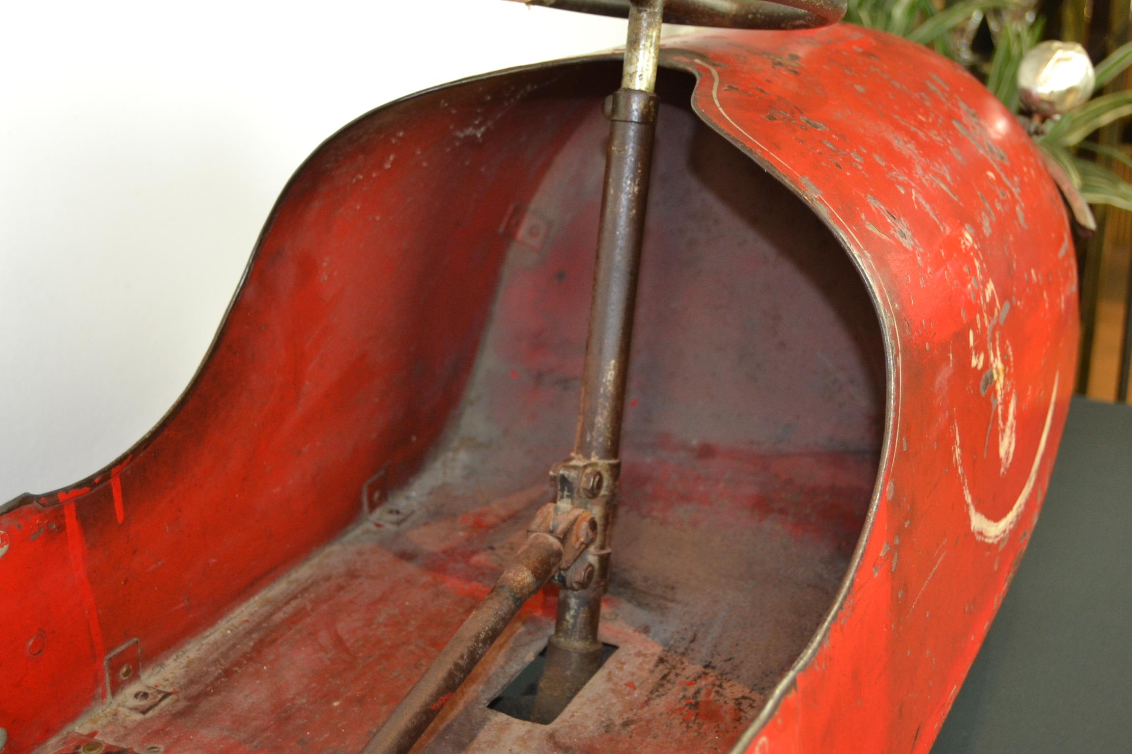Barnfind Antique Large Tadpole Rider Tricycle Pedal Car, France, 1930s For Sale 2