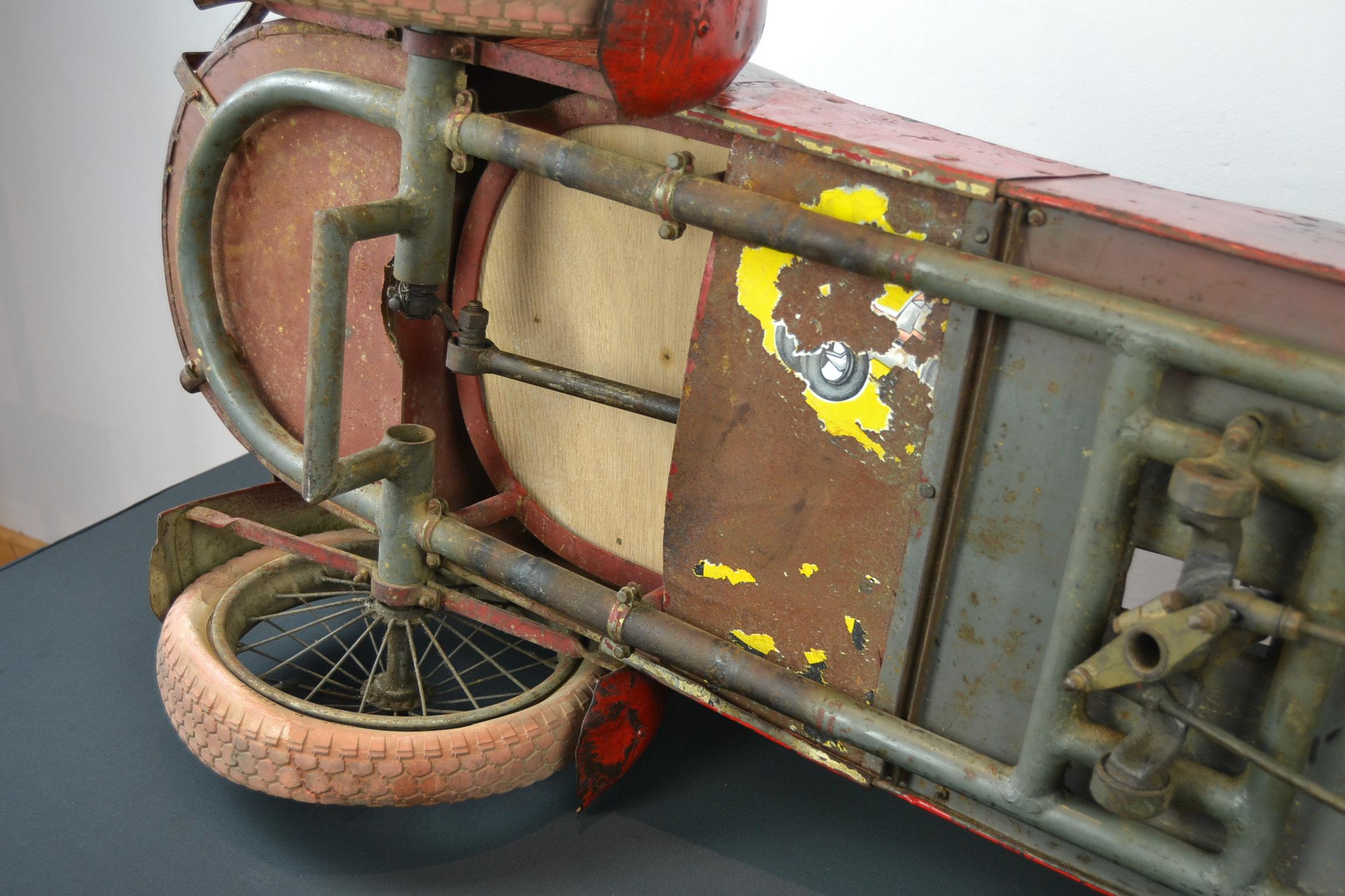 Barnfind Antique Large Tadpole Rider Tricycle Pedal Car, France, 1930s For Sale 4