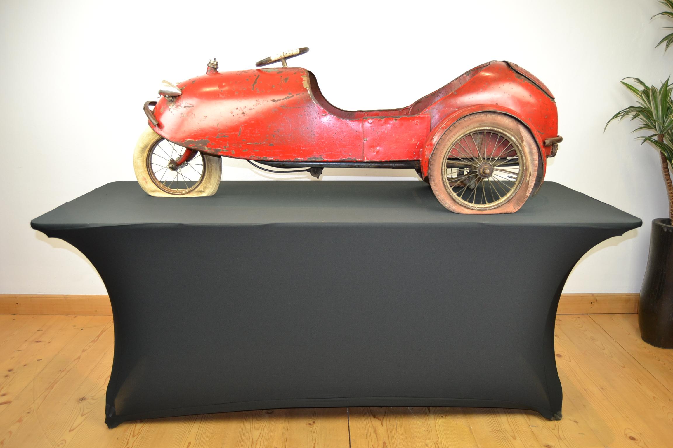 Barnfind Antique Large Tadpole Rider Tricycle Pedal Car, France, 1930s For Sale 8