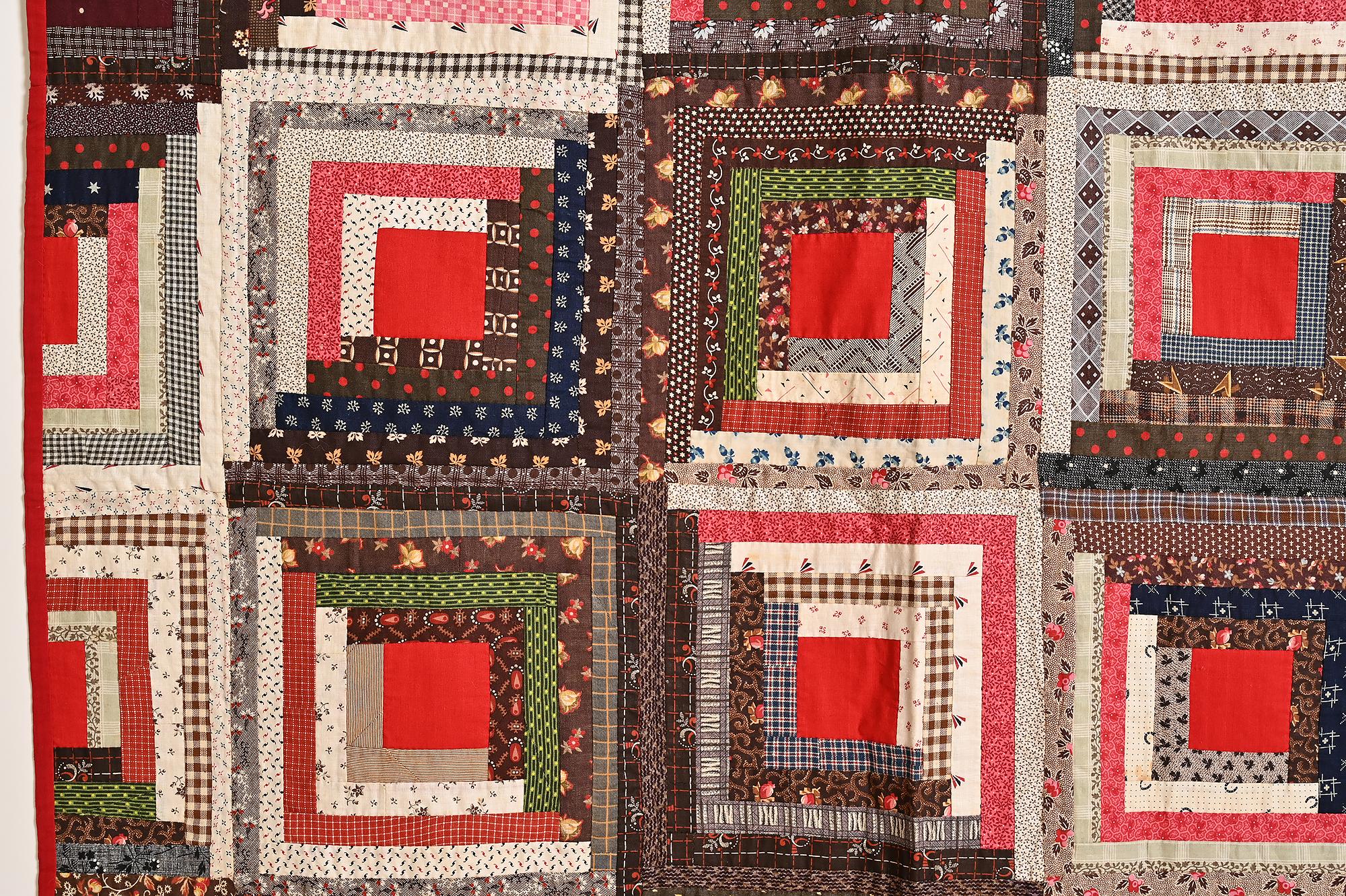 Patchwork Barnraising Log Cabin Quilt