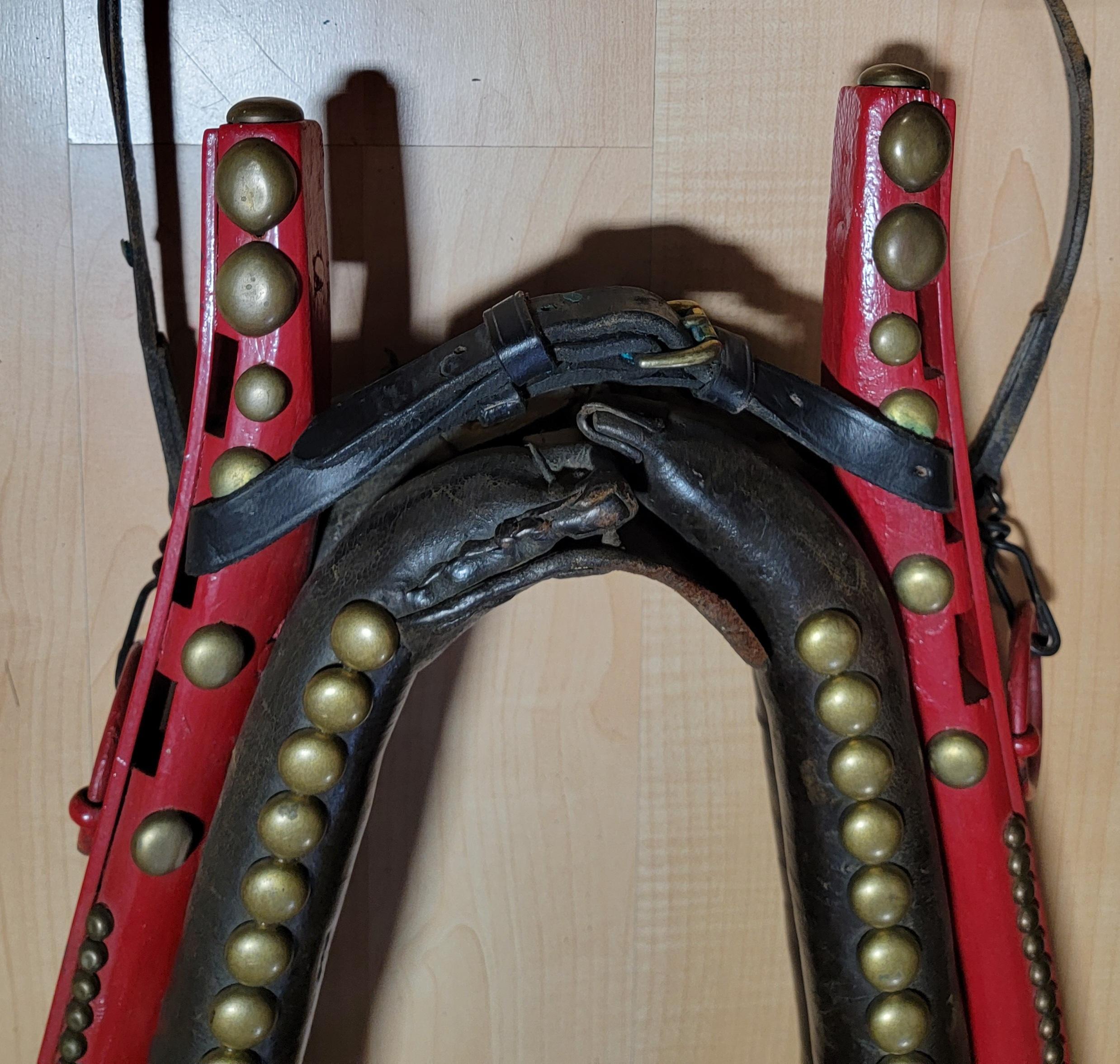 Vintage and historical leather and painted wood horse collar from Barnum & Bailey Circus. Embossed in leather 