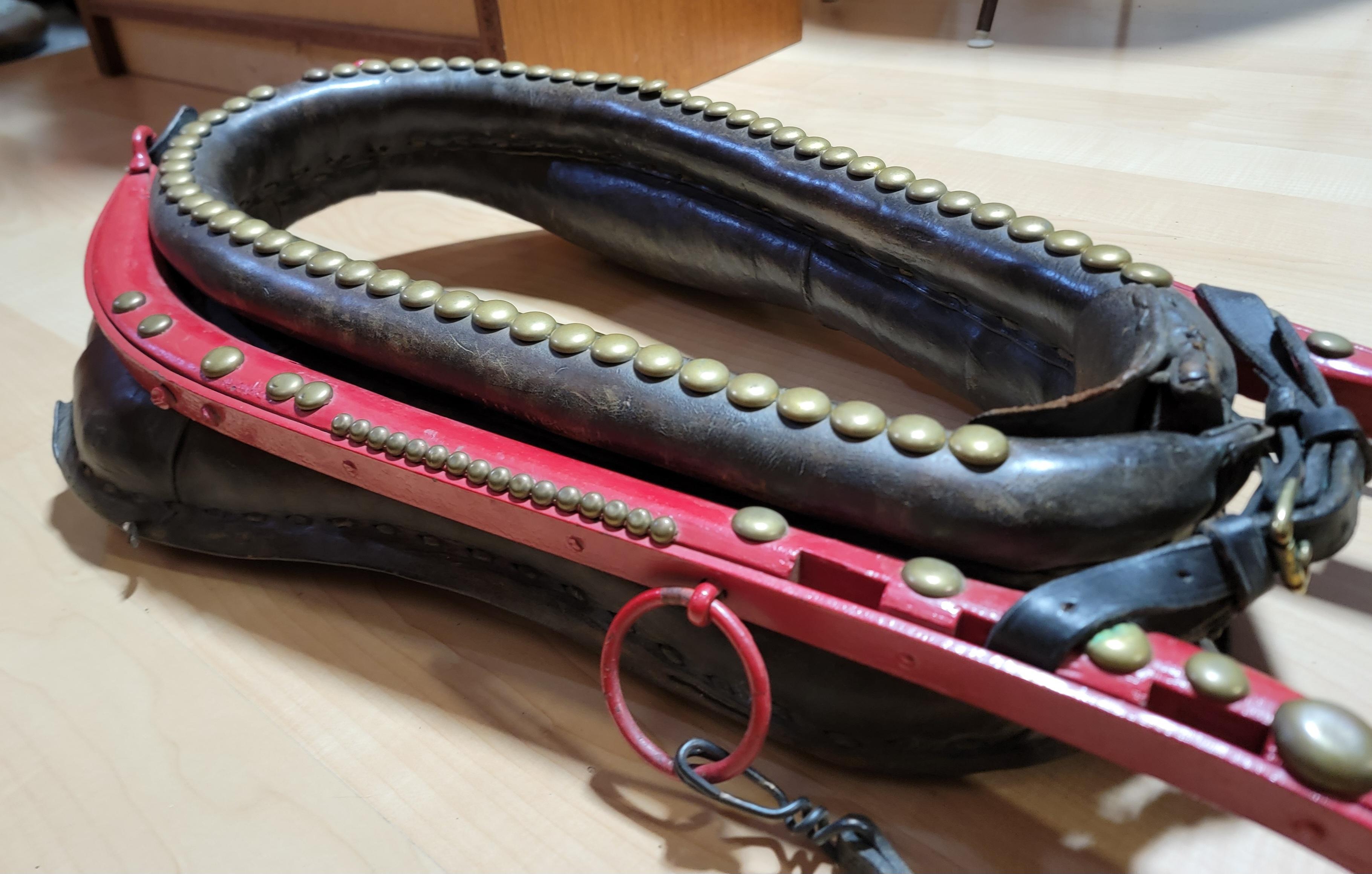 20th Century Barnum & Bailey Circus Horse Collar For Sale