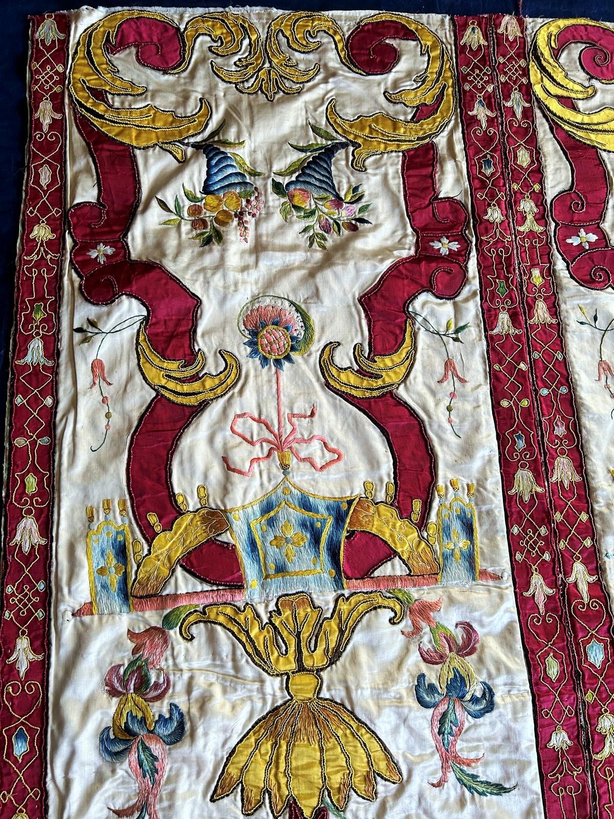 Barocco Embroidered and Applied Satin Italian Hanging - Venice Circa 1720 For Sale 7