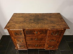 18th Century Southern German Baroque Walnut Chest of Drawers