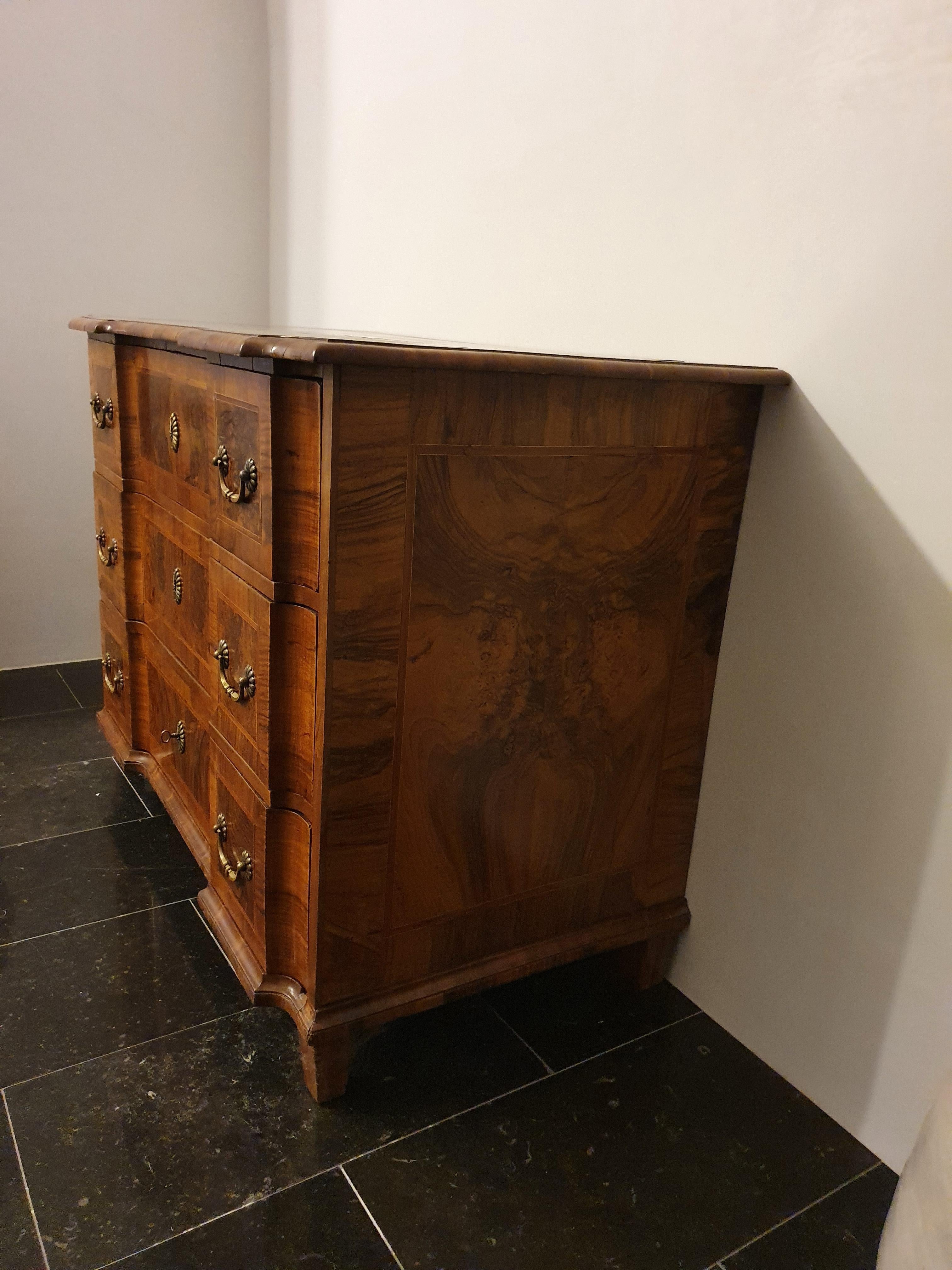 Barockkommode 18. Jahrhundert Süddeutschland For Sale 1
