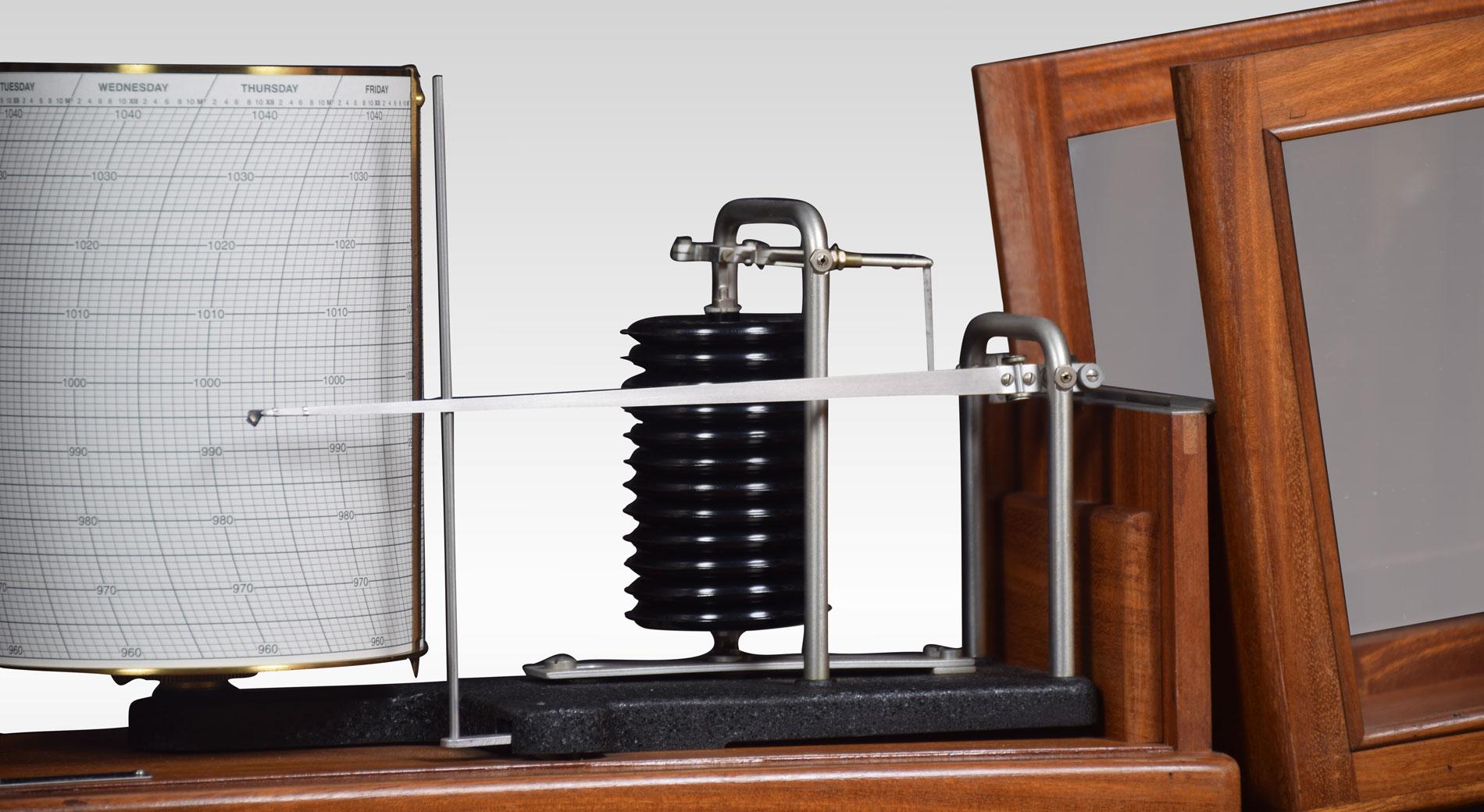 Barograph by R Fuess In Good Condition In Cheshire, GB