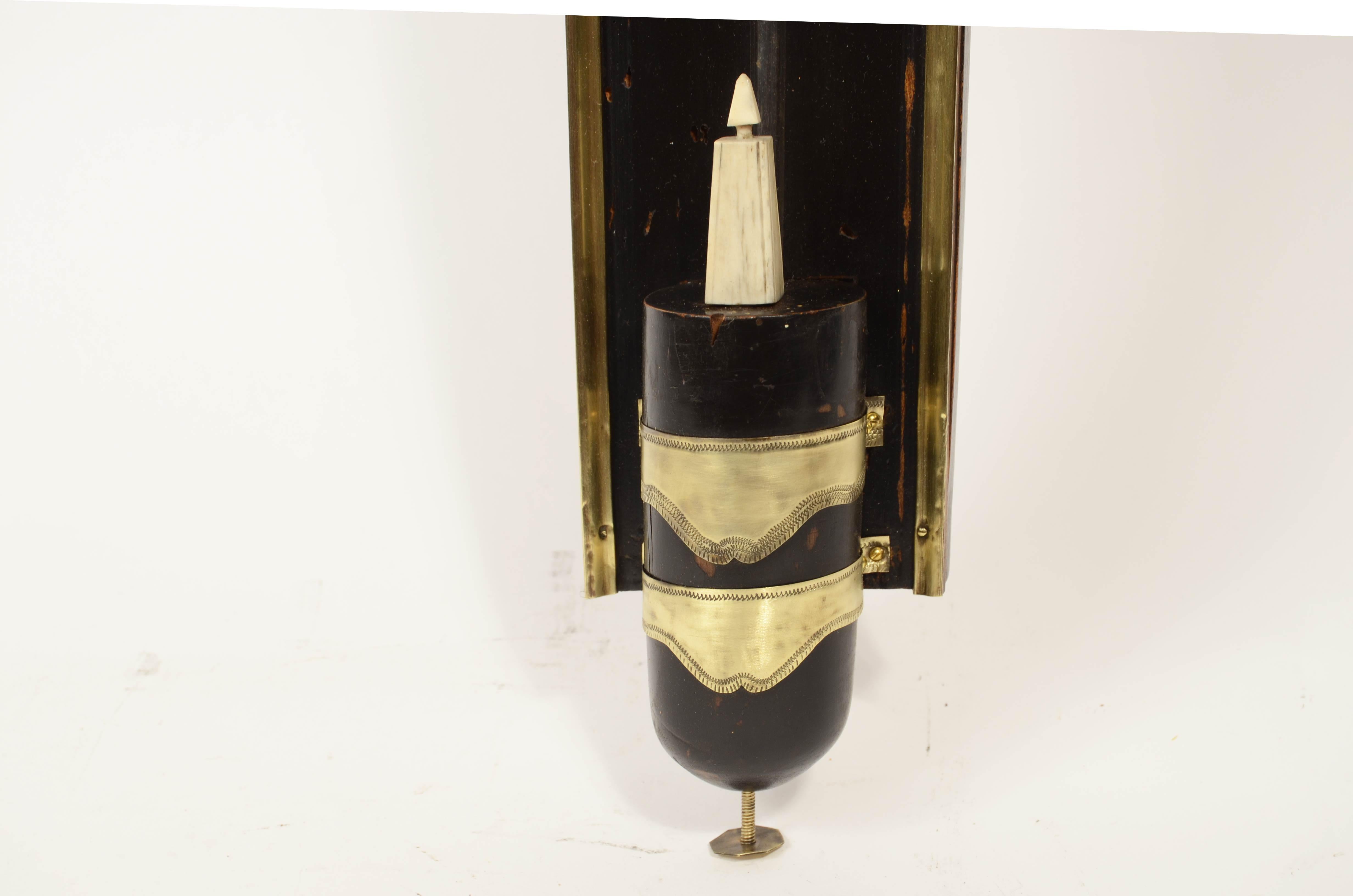Barometro a stecca in legno filettato in ottone ai bordi Giovanni Maineri 1820 in vendita 3