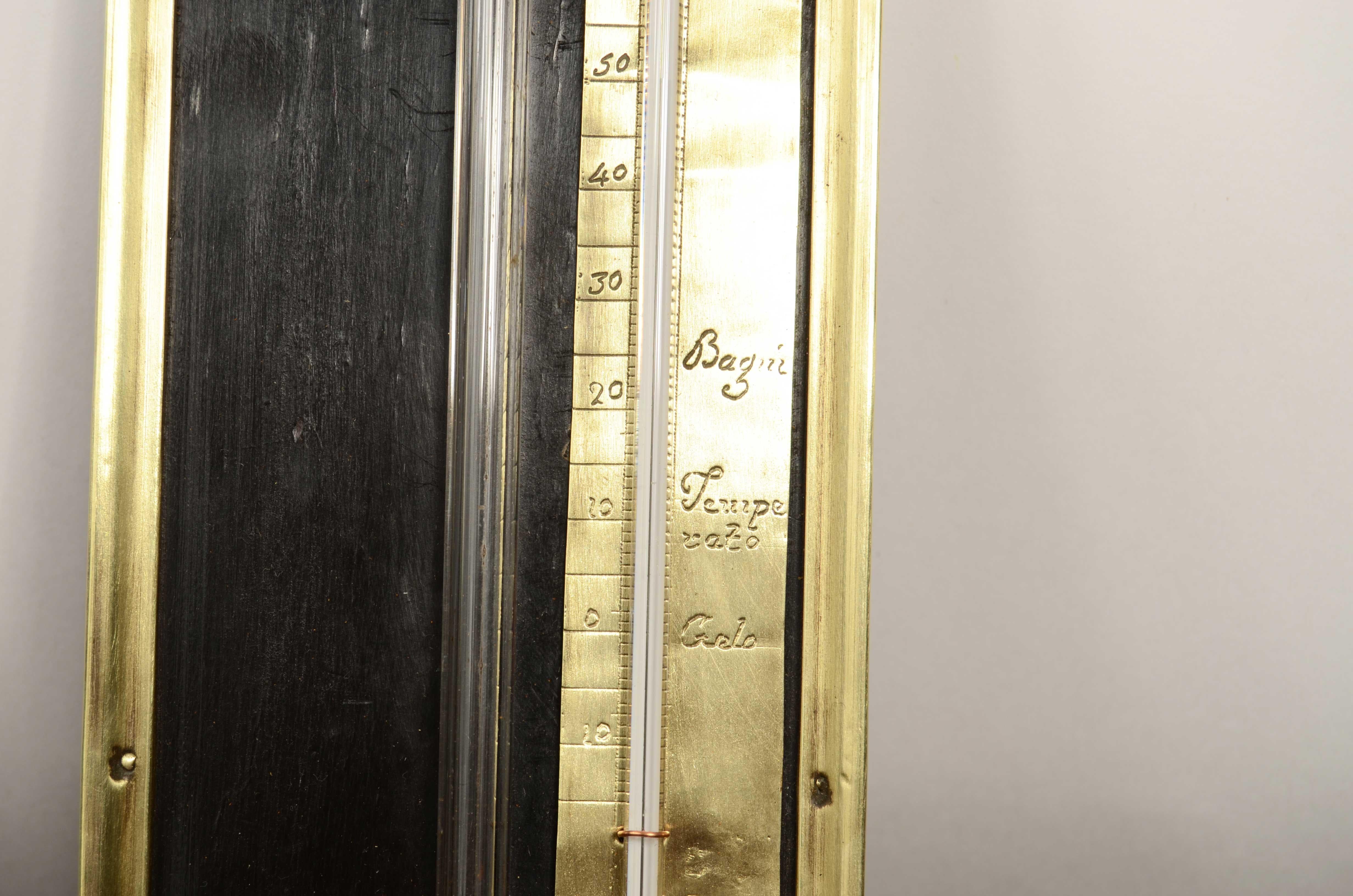 Barometro a stecca in legno filettato in ottone ai bordi Giovanni Maineri 1820 in vendita 4