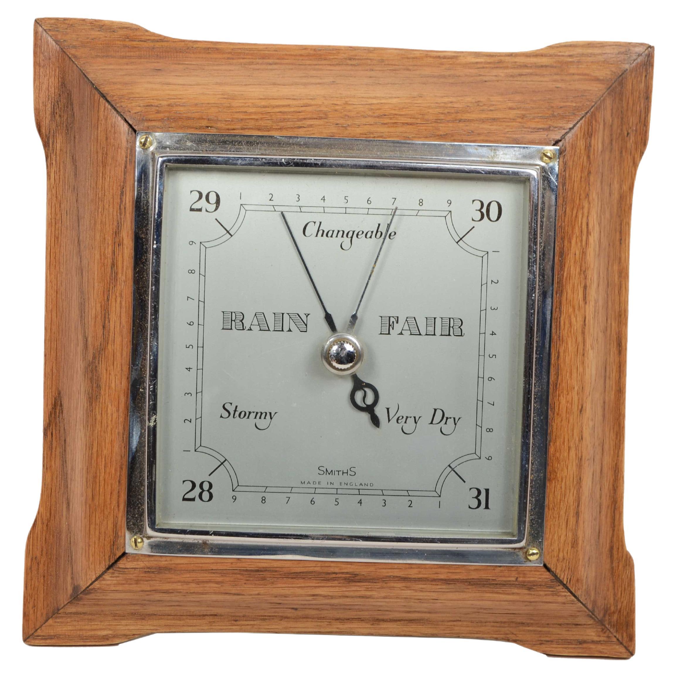 English oak wall-mounted aneroid barometer signed Smiths 1940s  For Sale