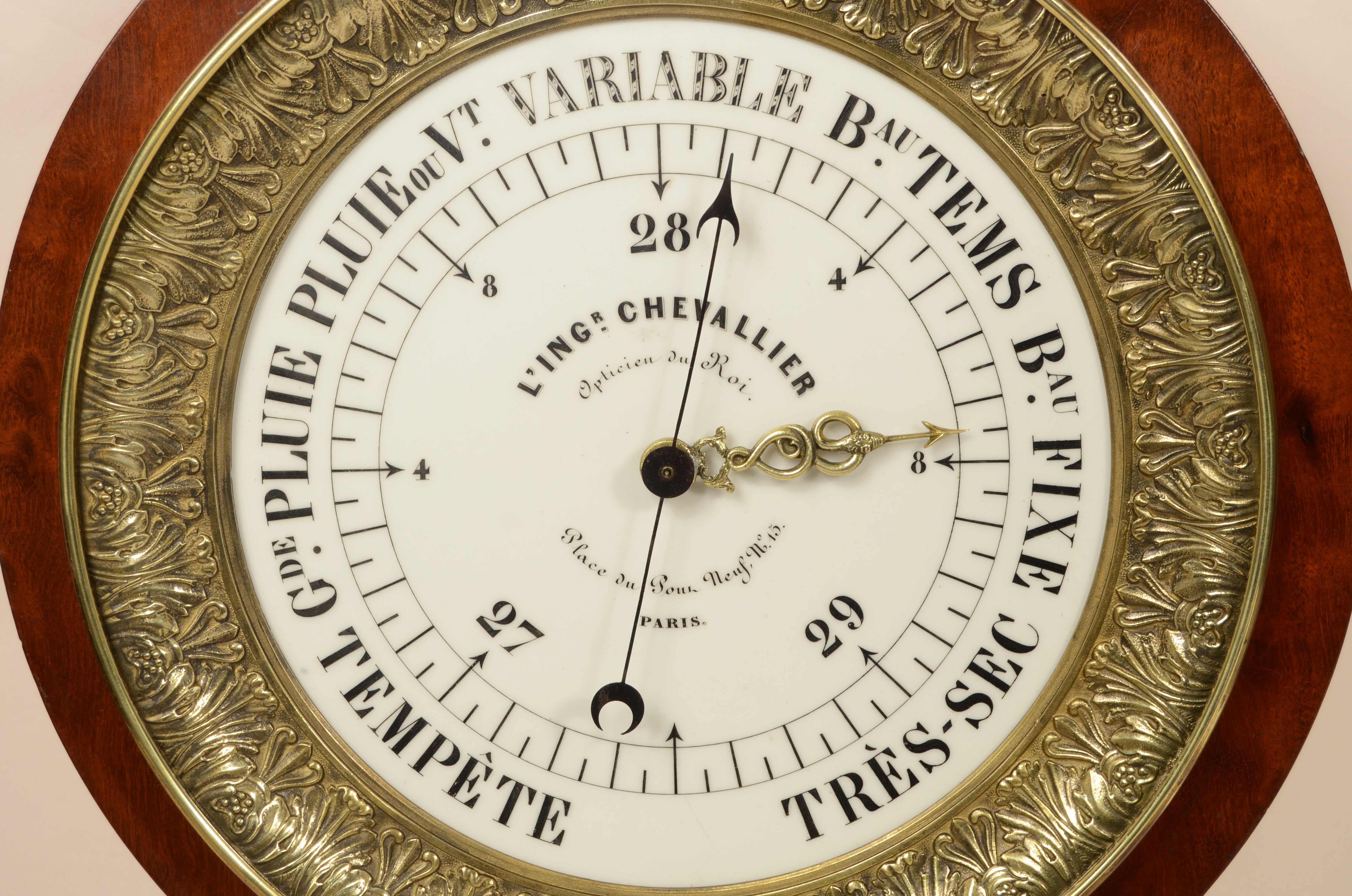 Bois Baromètre L'Ingr. Chevallier Opticien du Roi Place du Pont Neuf N. 15  Paris