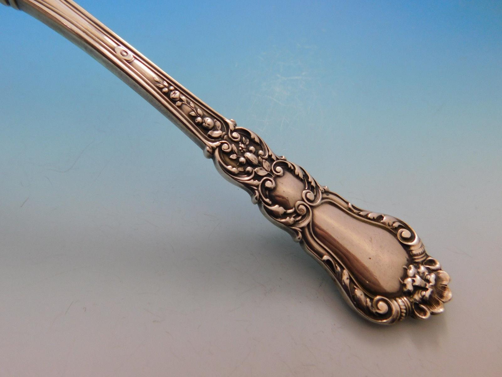 Fine XIX secolo Set di posate in argento Sterling Baronial Old by Gorham Servizio 120 pezzi Lion Dinner in vendita