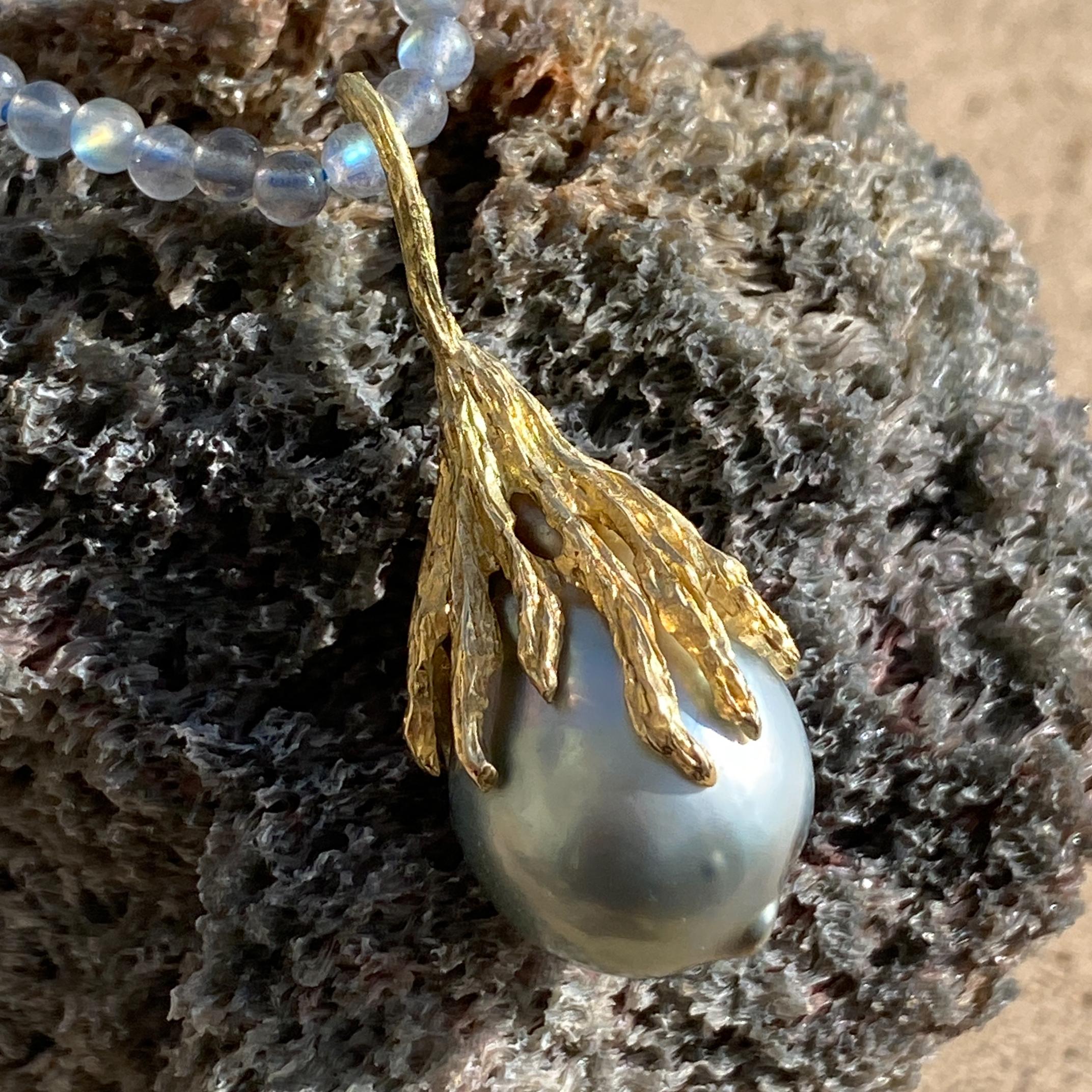 Baroque Silver Tahitian Pearl 