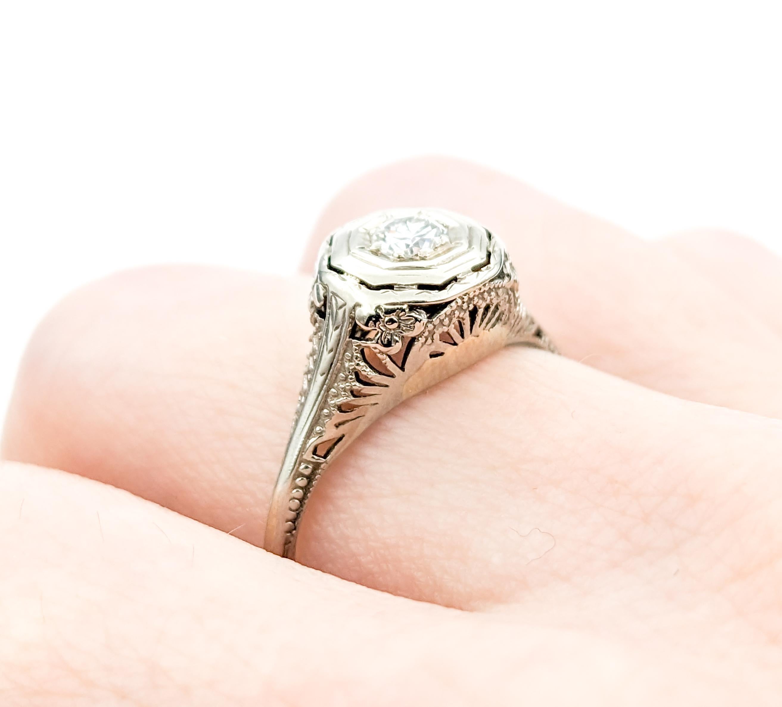 Anello antico 18k con diamante da 0,20 carati In condizioni ottime in vendita a Bloomington, MN