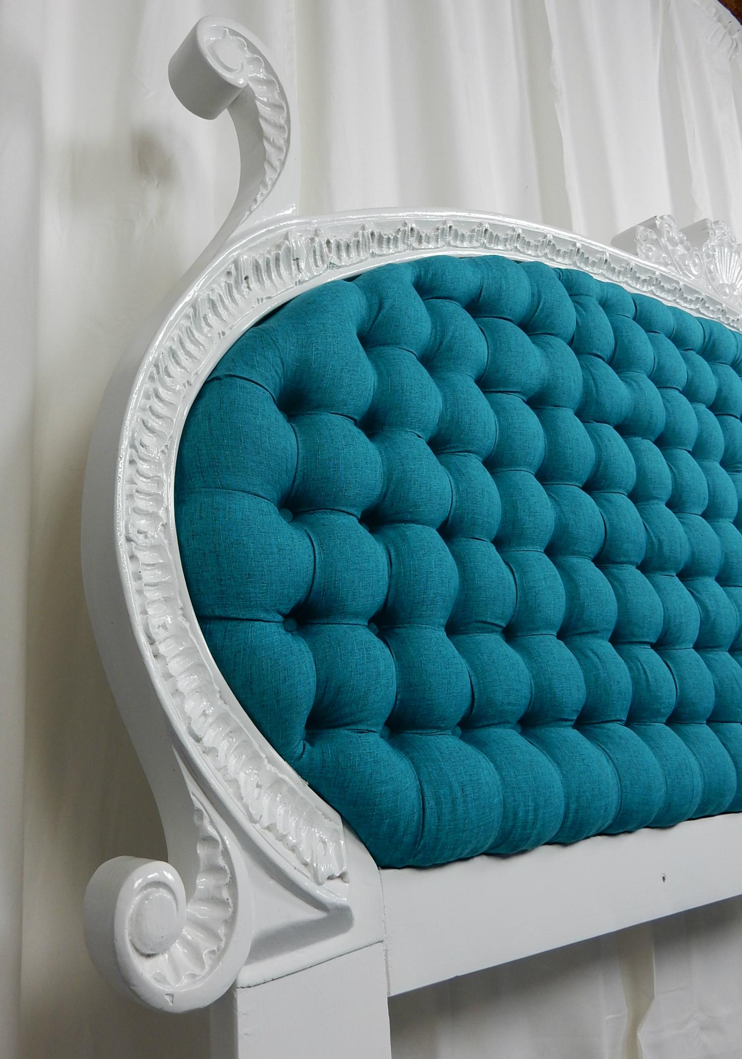 Palm Beach Hollywood Regency King Tufted Headboard In Good Condition In Las Vegas, NV