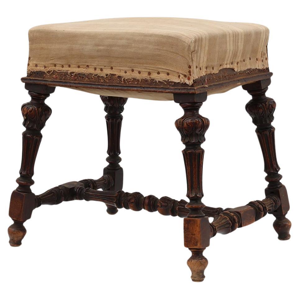 Tabouret baroque en chêne du XIXe siècle de style Louis XV, France