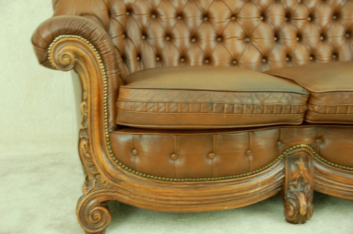Baroque 20th Century Chesterfield Settee Special Rare to Find 3 + 2 + 1 +Ottoman For Sale 5
