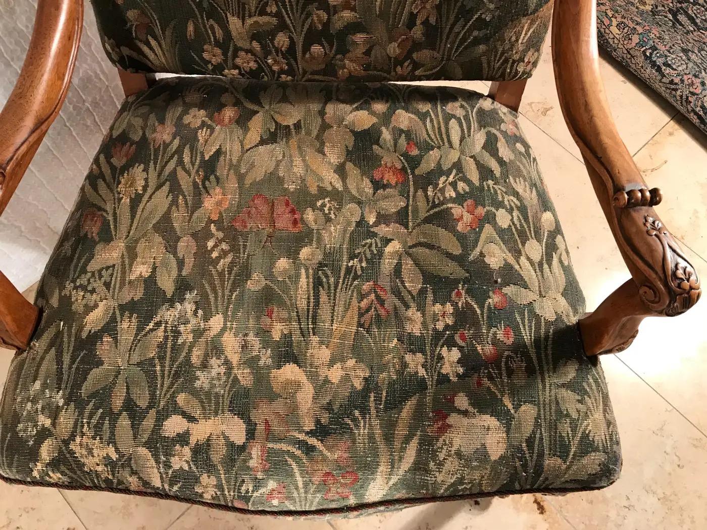 Sillón barroco, Alemania Siglo XIX, Nogal finamente tallado Barroco en venta