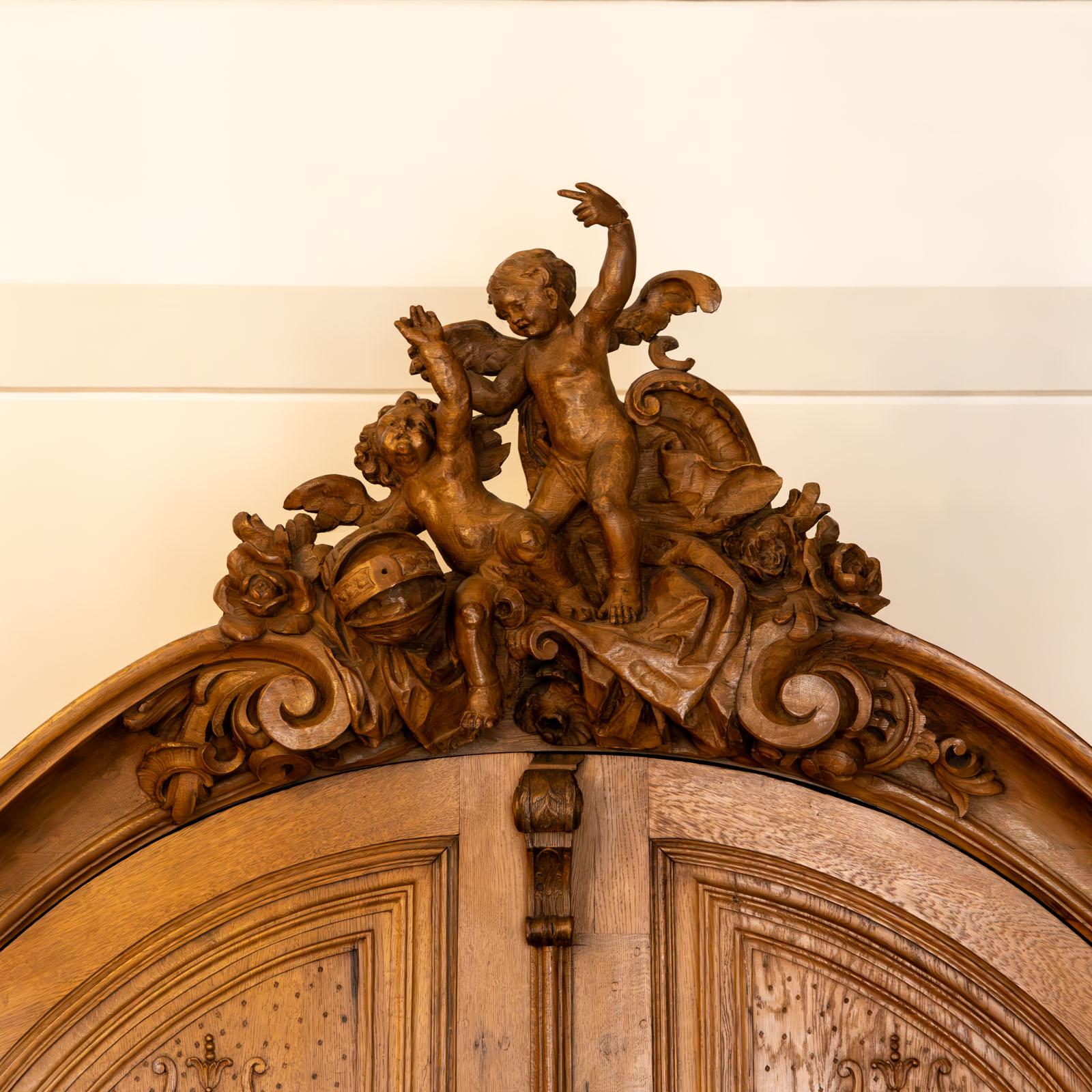 20ième siècle Armoire baroque en Oak, 18e / 20e siècle en vente