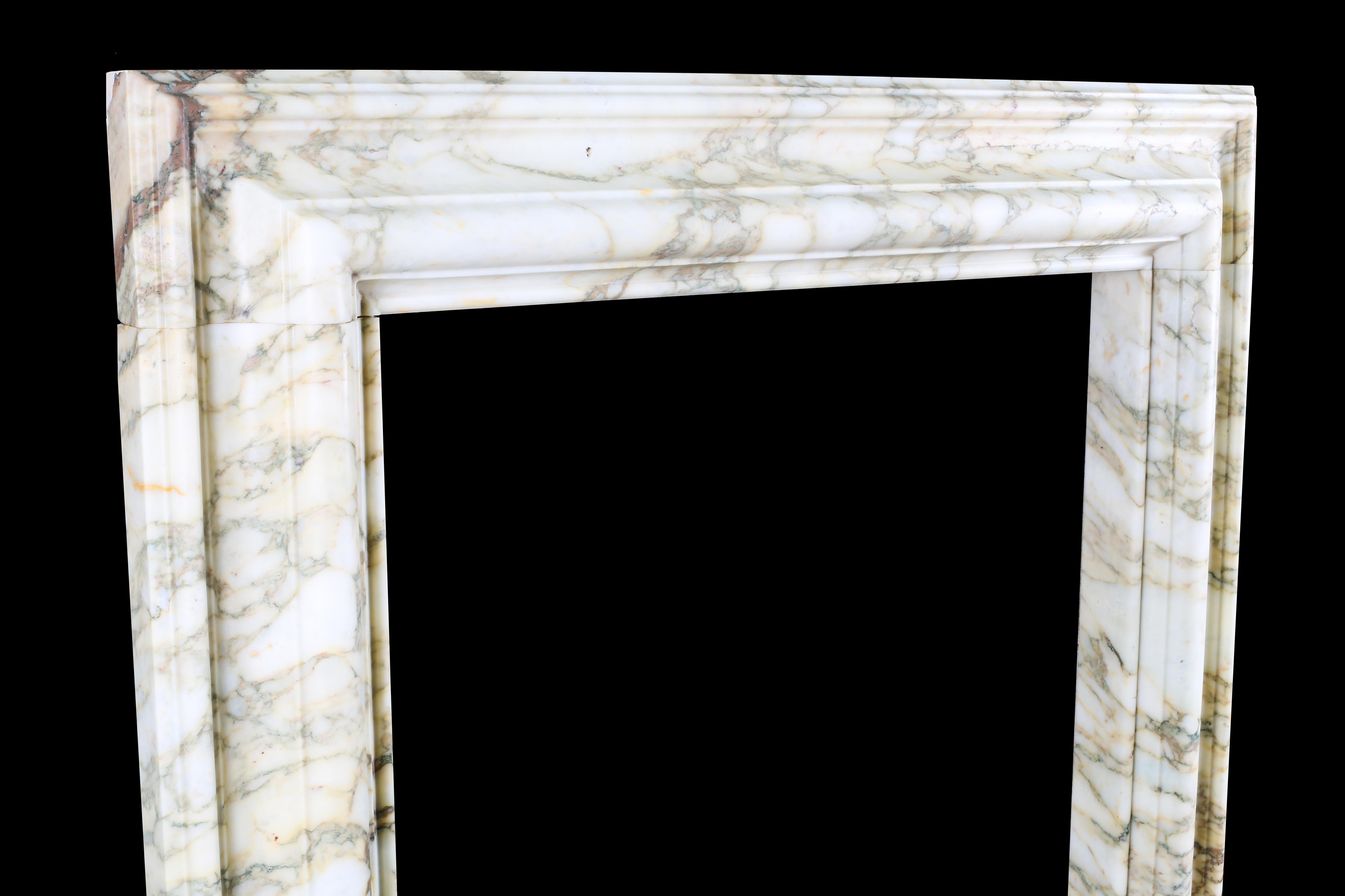 Baroque Cheminée baroque italienne Brescia Violette en vente