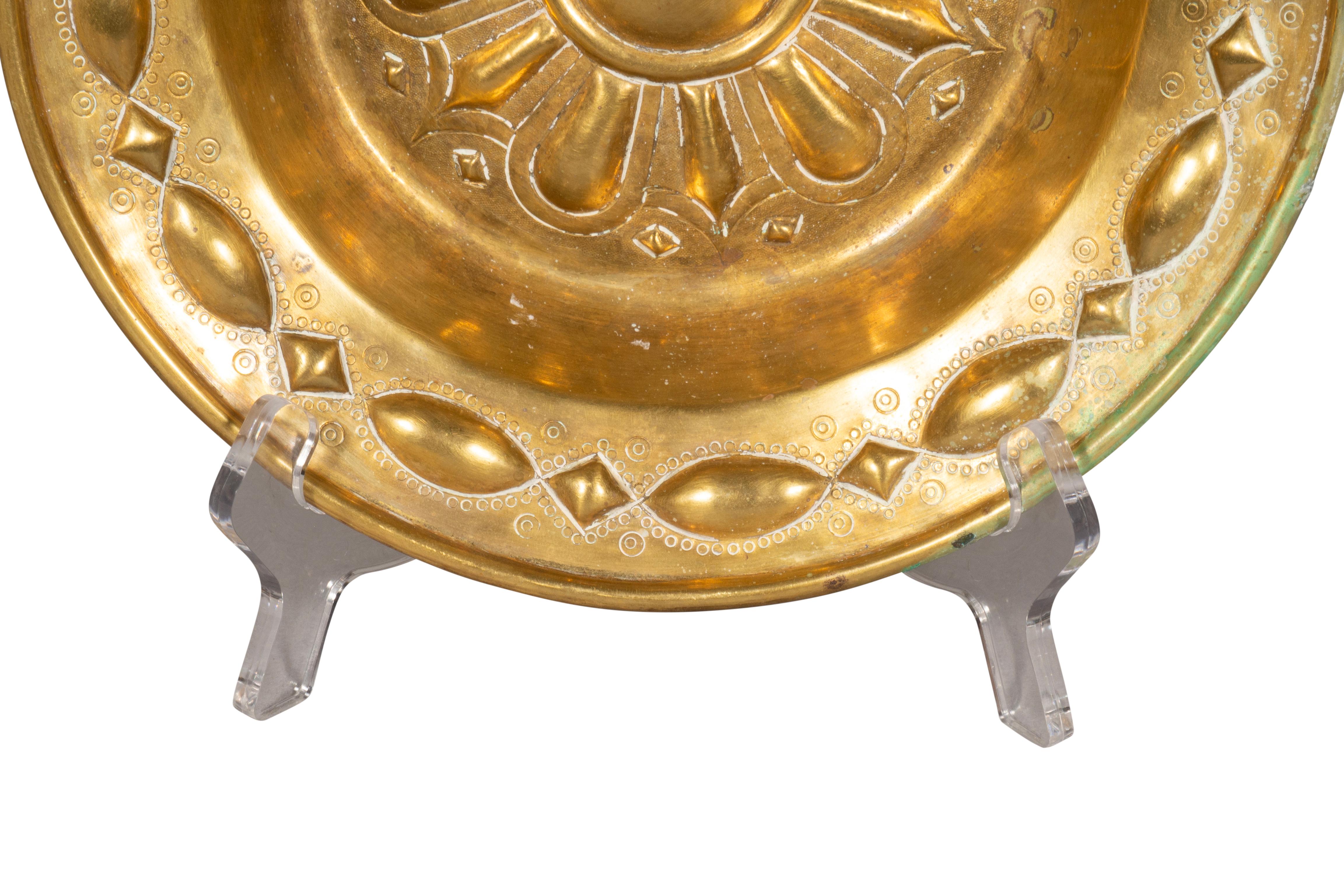 Baroque Brass Alms Plate In Good Condition For Sale In Essex, MA