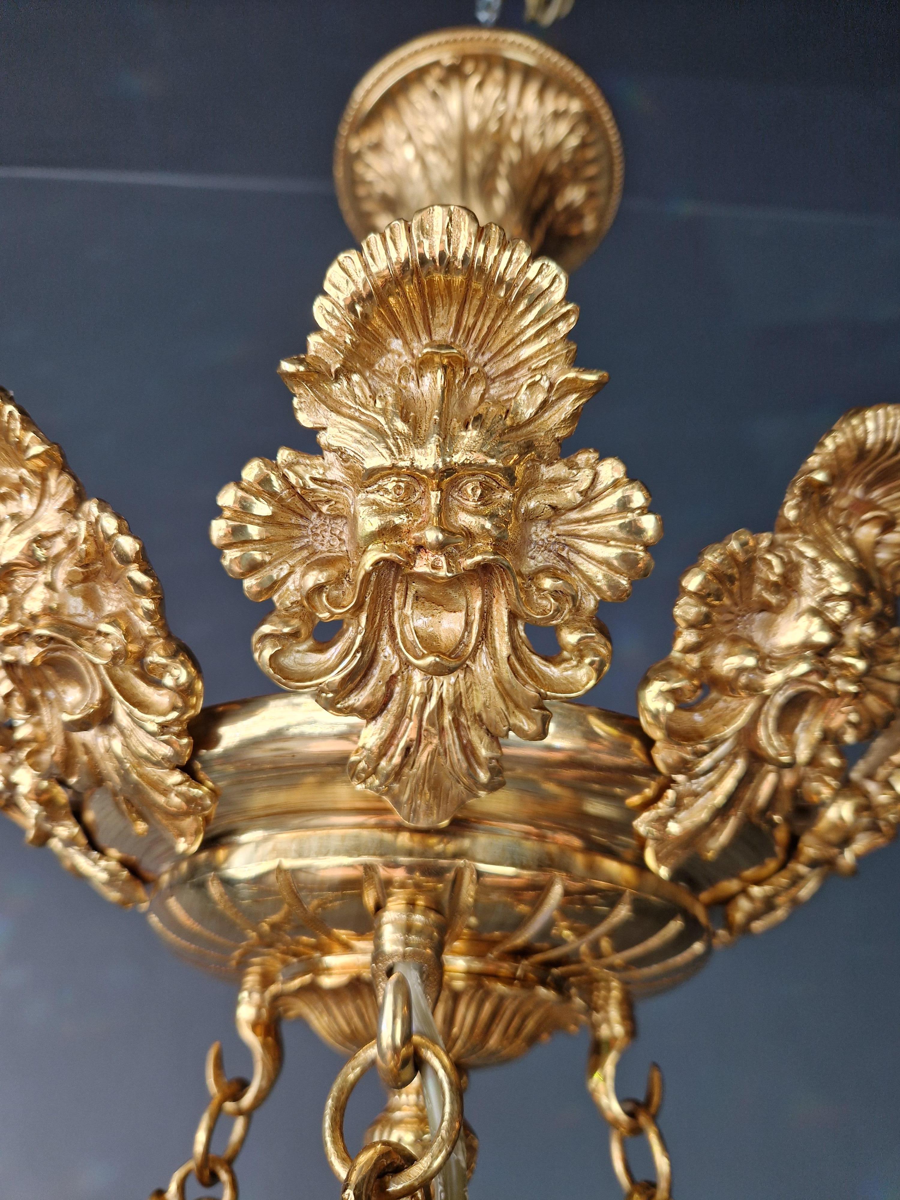 Lustre Empire baroque laiton lustre cristal lustre or antique en vente 7