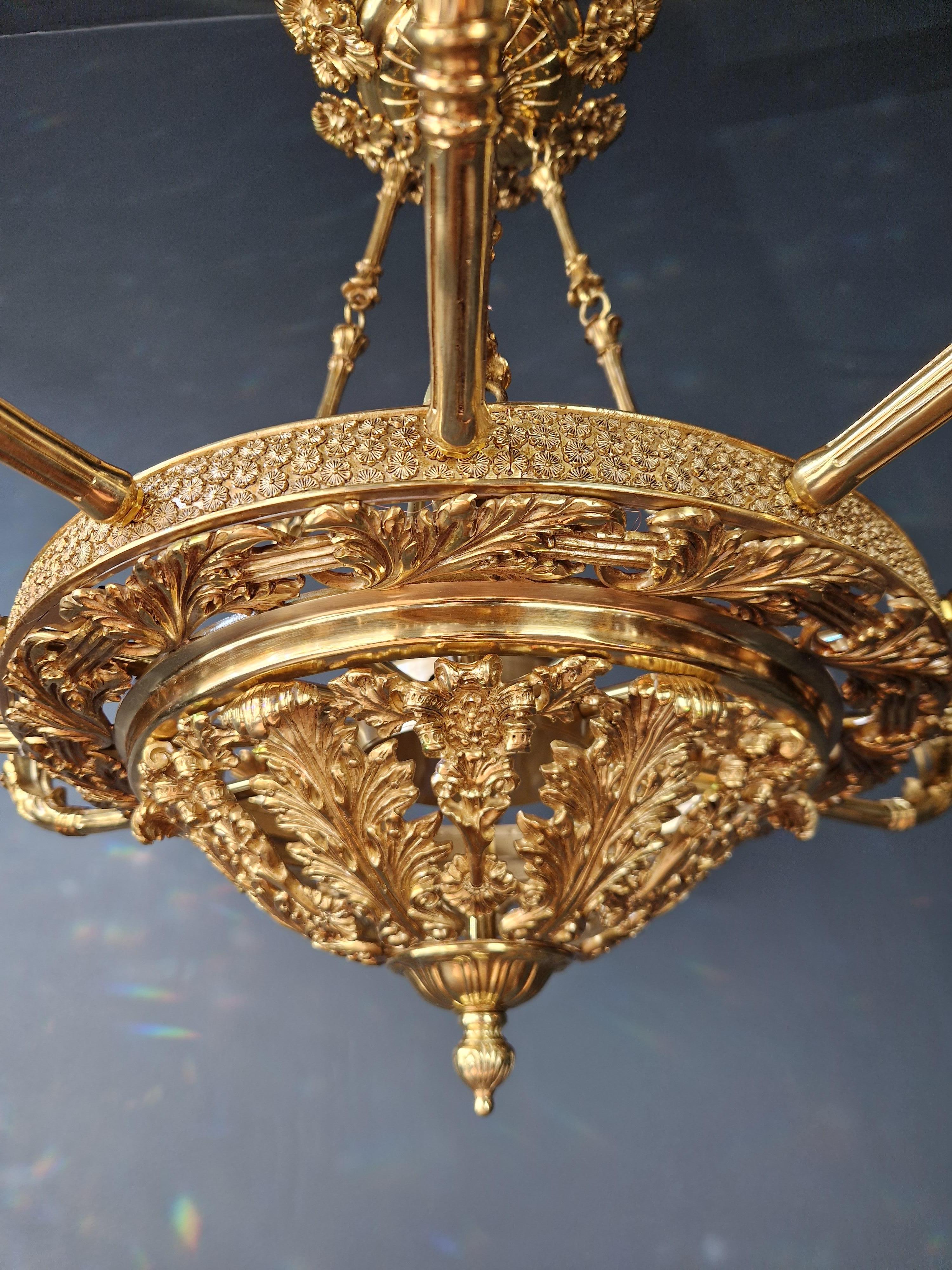 Laiton Lustre Empire baroque laiton lustre cristal lustre or antique en vente