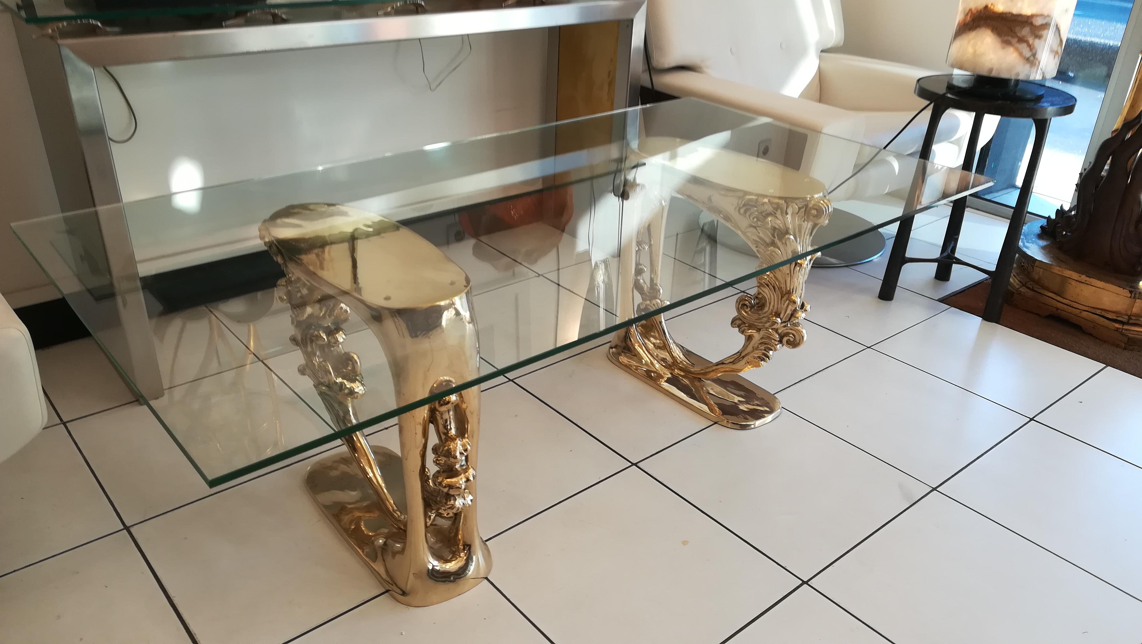 Baroque bronze coffee table, 
Measures: Feet: H 50cm x 47 x 18.