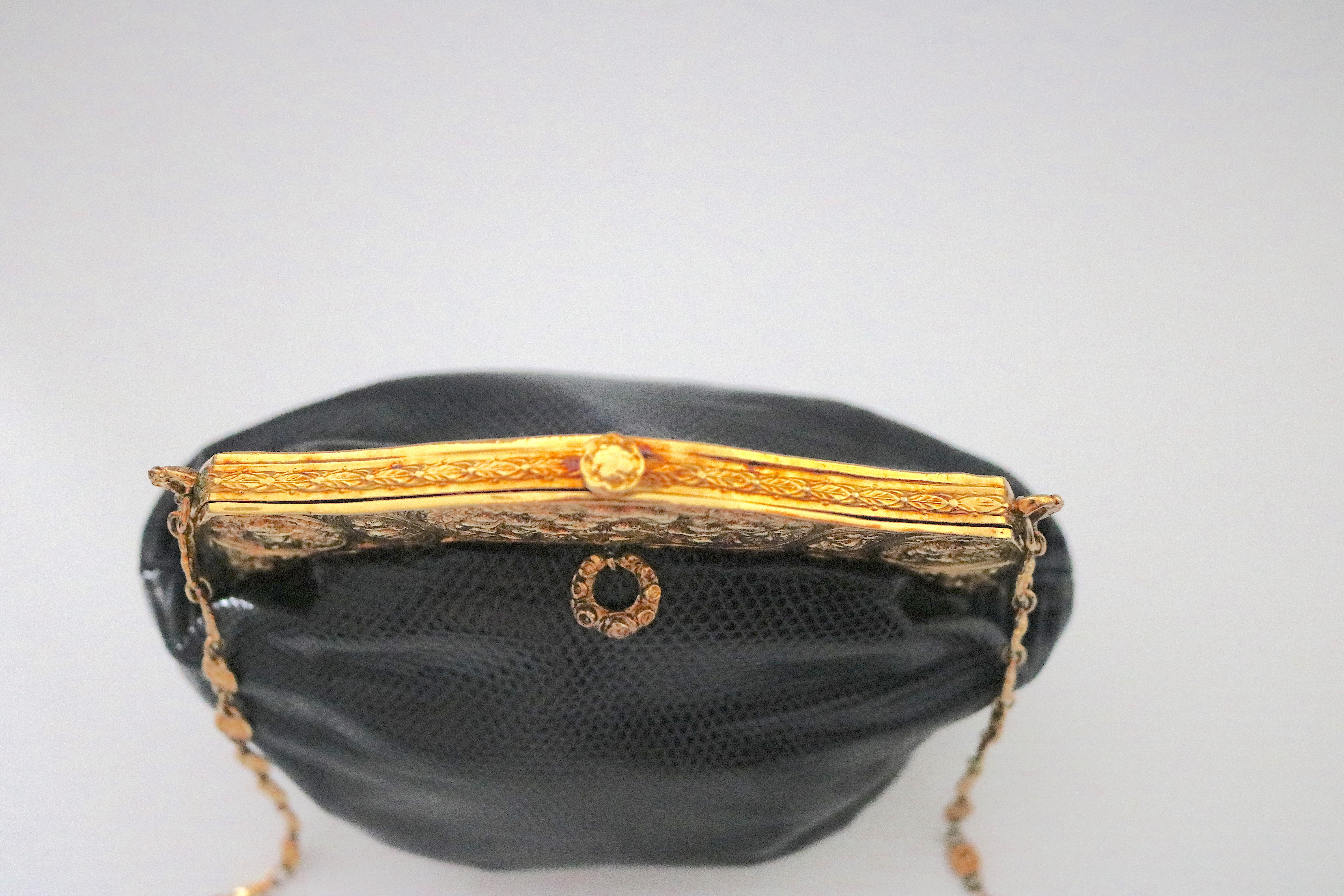 22K Gold Plate c.1925 Handbag Cherub Frame Lizard Skin-A Treasure For Sale 2