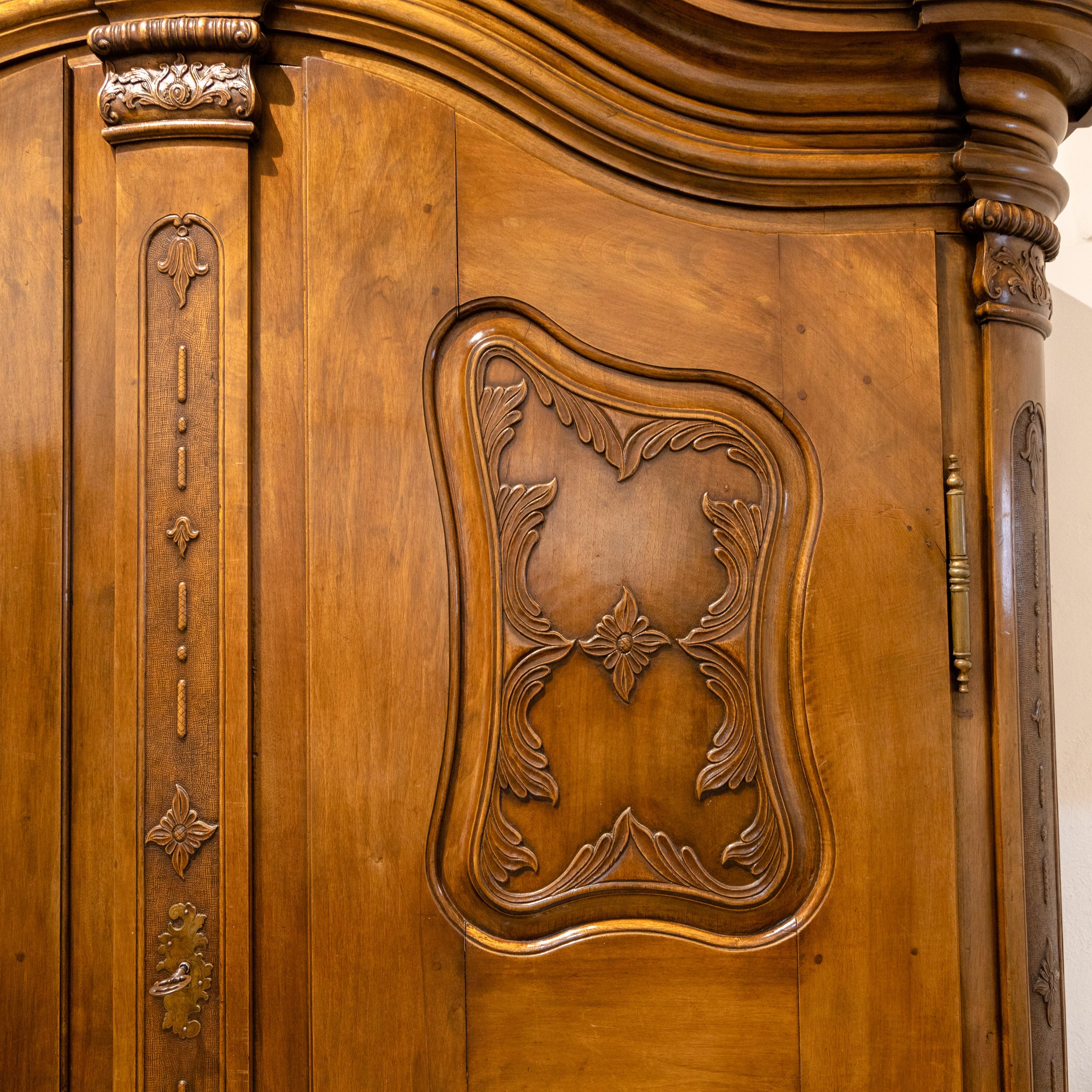 Baroque Cabinet, Solid Walnut, Central Germany, Dated 1776 In Good Condition In Greding, DE