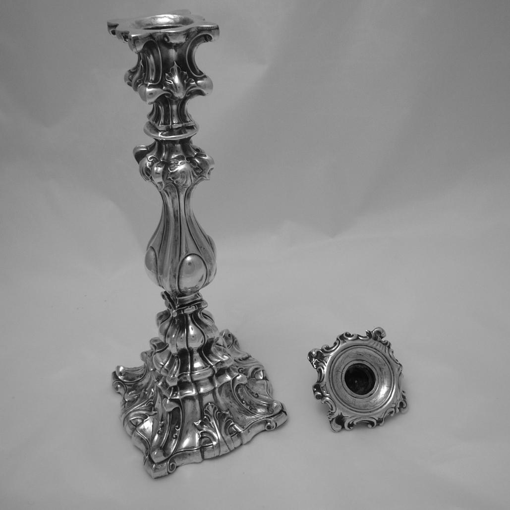 Baroque Candlestick Silver, circa 1750, with Rocailles and Acanthus For Sale 2