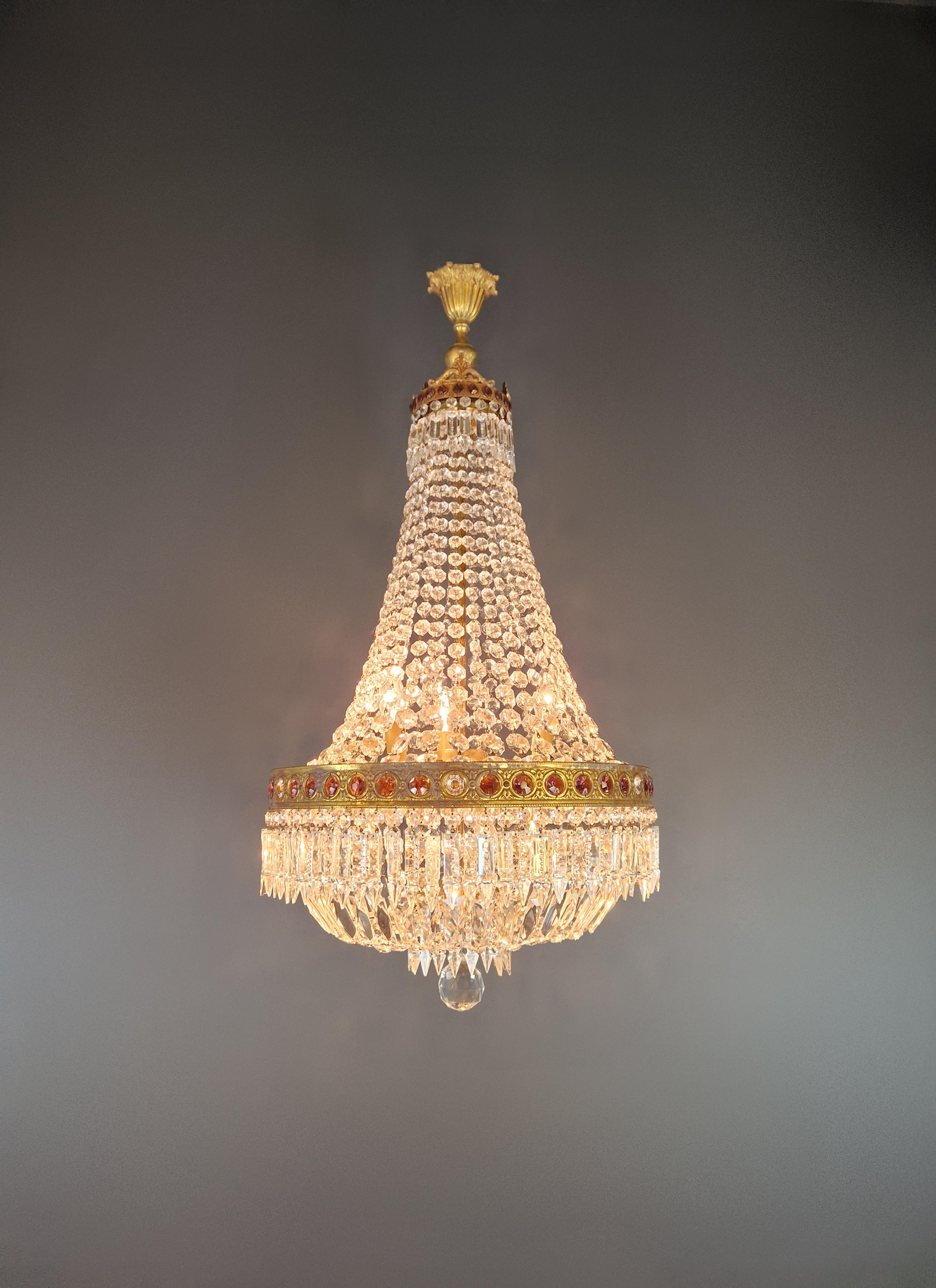 We present to you an exquisite Art Nouveau brass chandelier - a real rarity and an antique gem. This vintage chandelier has been lovingly and expertly restored in Berlin and its electrical wiring has been adapted for smooth operation in the USA. It