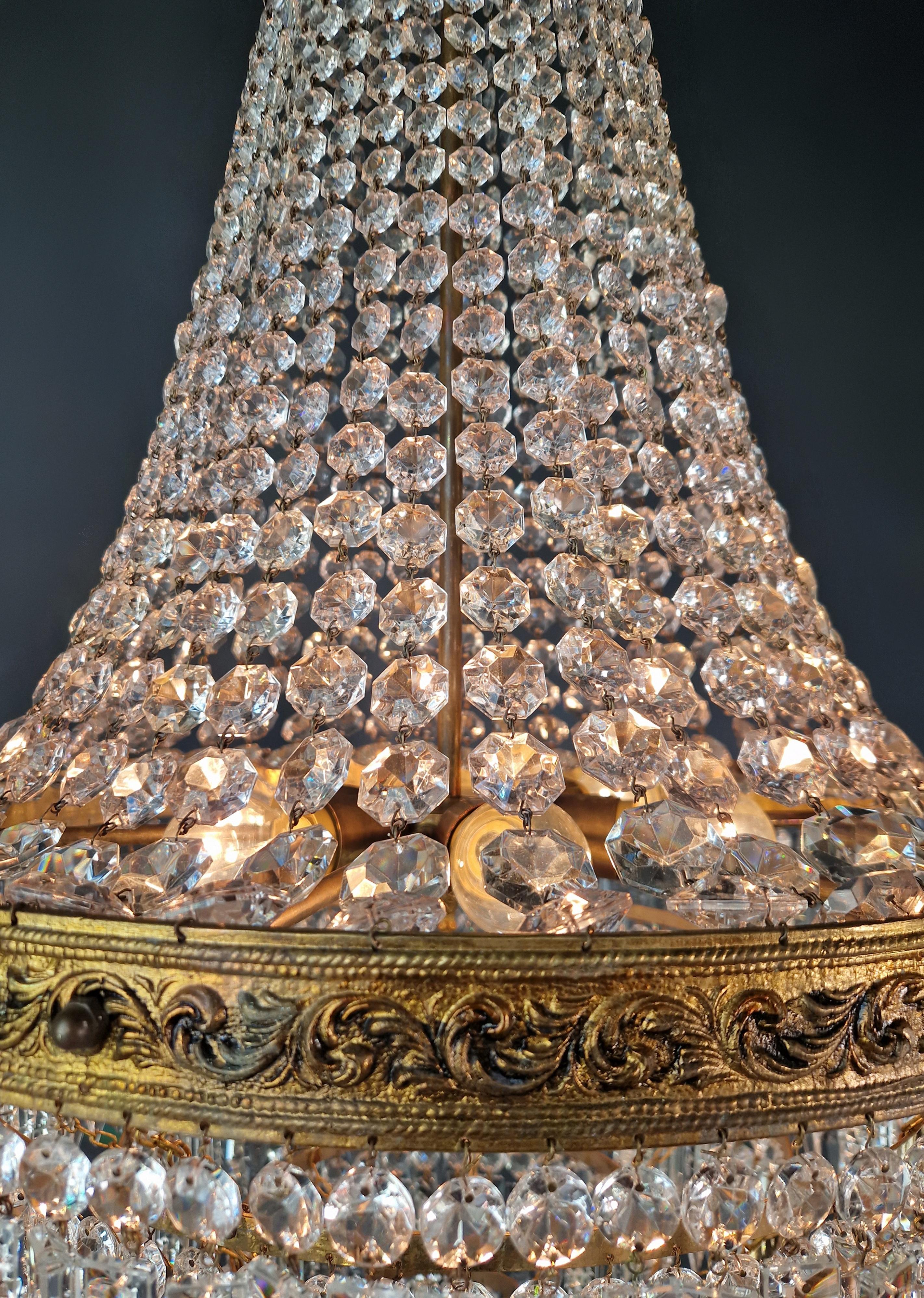 Baroque Chandelier Crystal Empire Brass Sac a Pearl Lustre Ceiling Antique For Sale 6