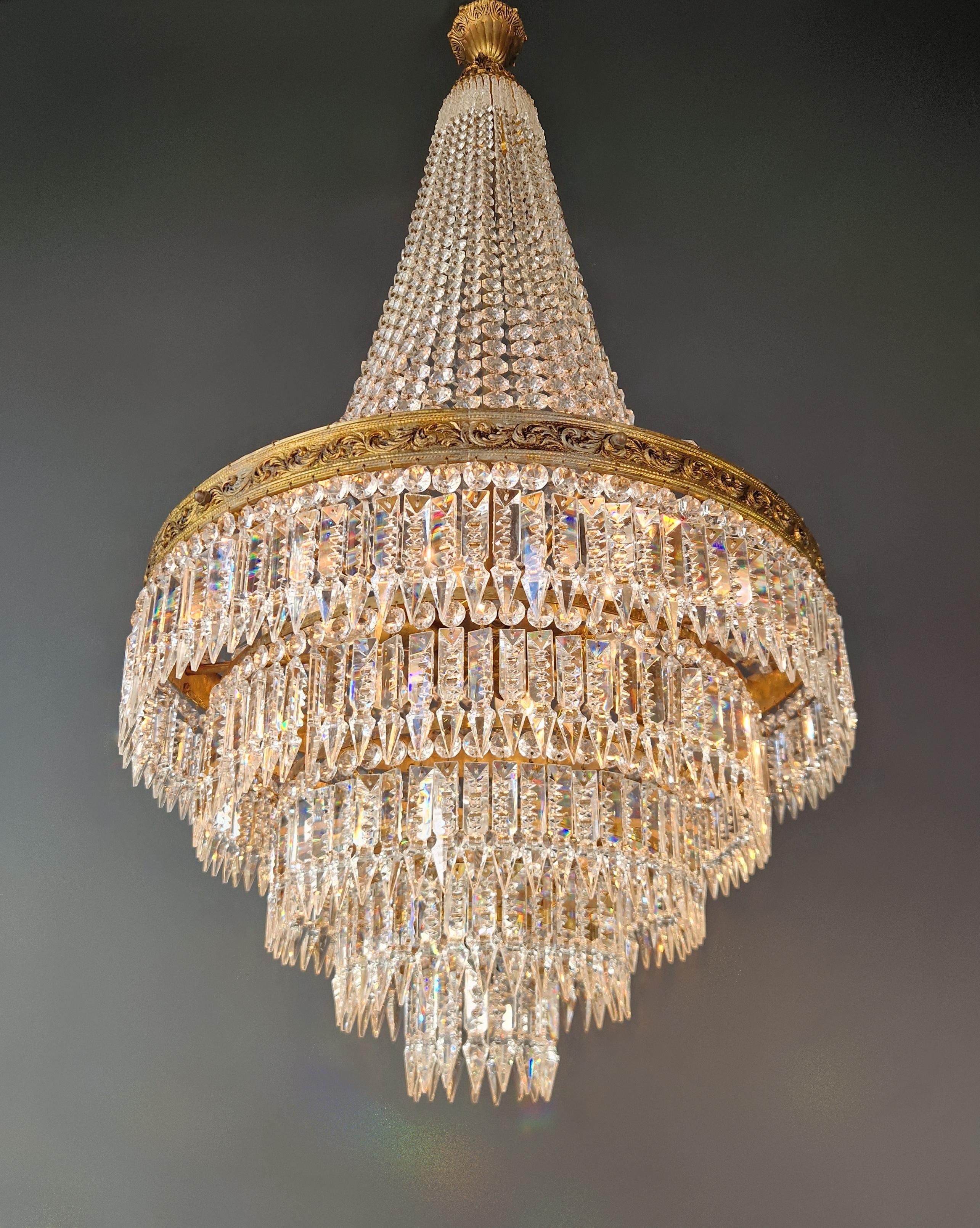 Baroque Chandelier Crystal Empire Brass Sac a Pearl Lustre Ceiling Antique For Sale 3