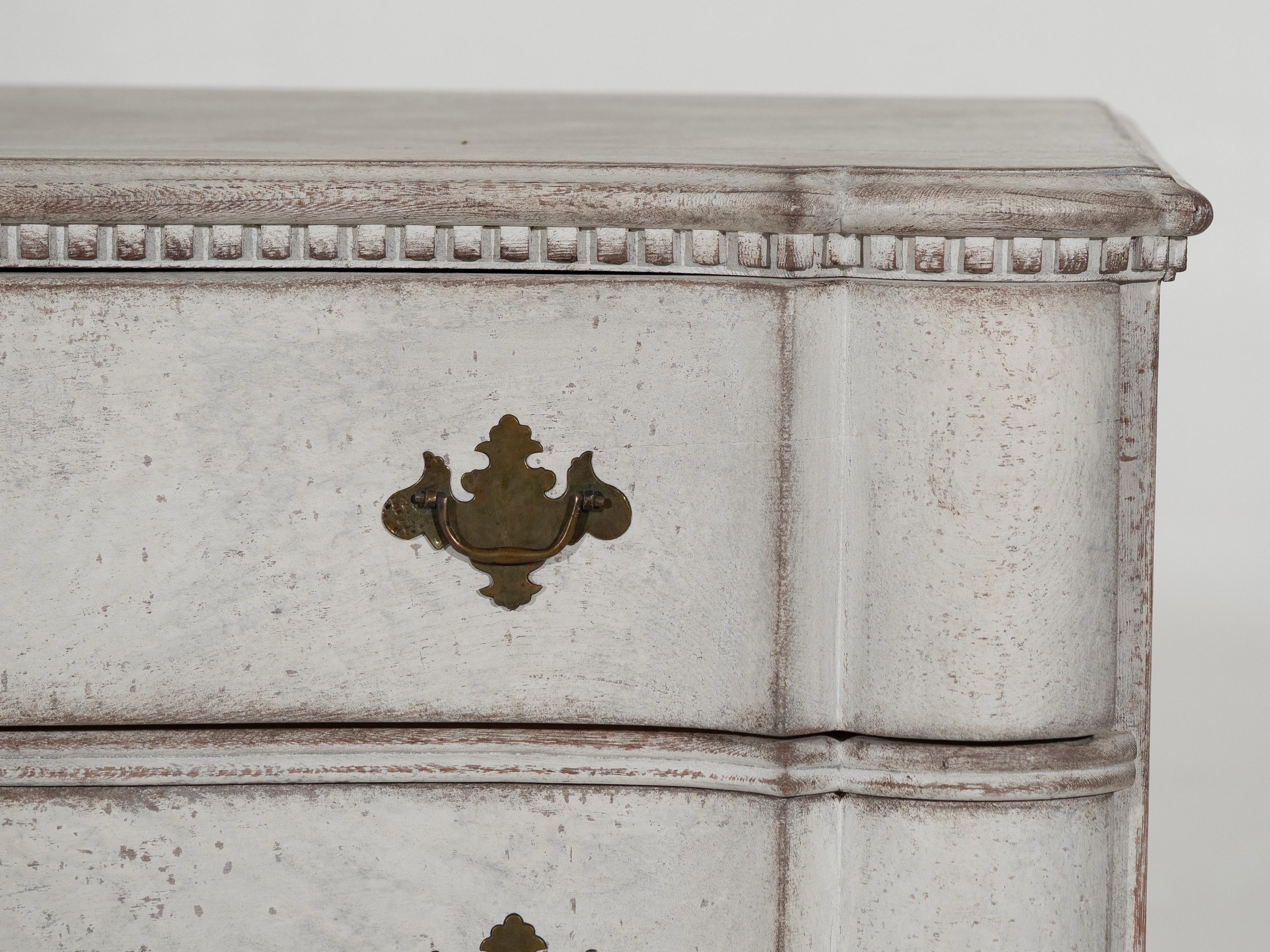 Scandinavian Baroque chest in beautiful patina, original lock, 18th Century.