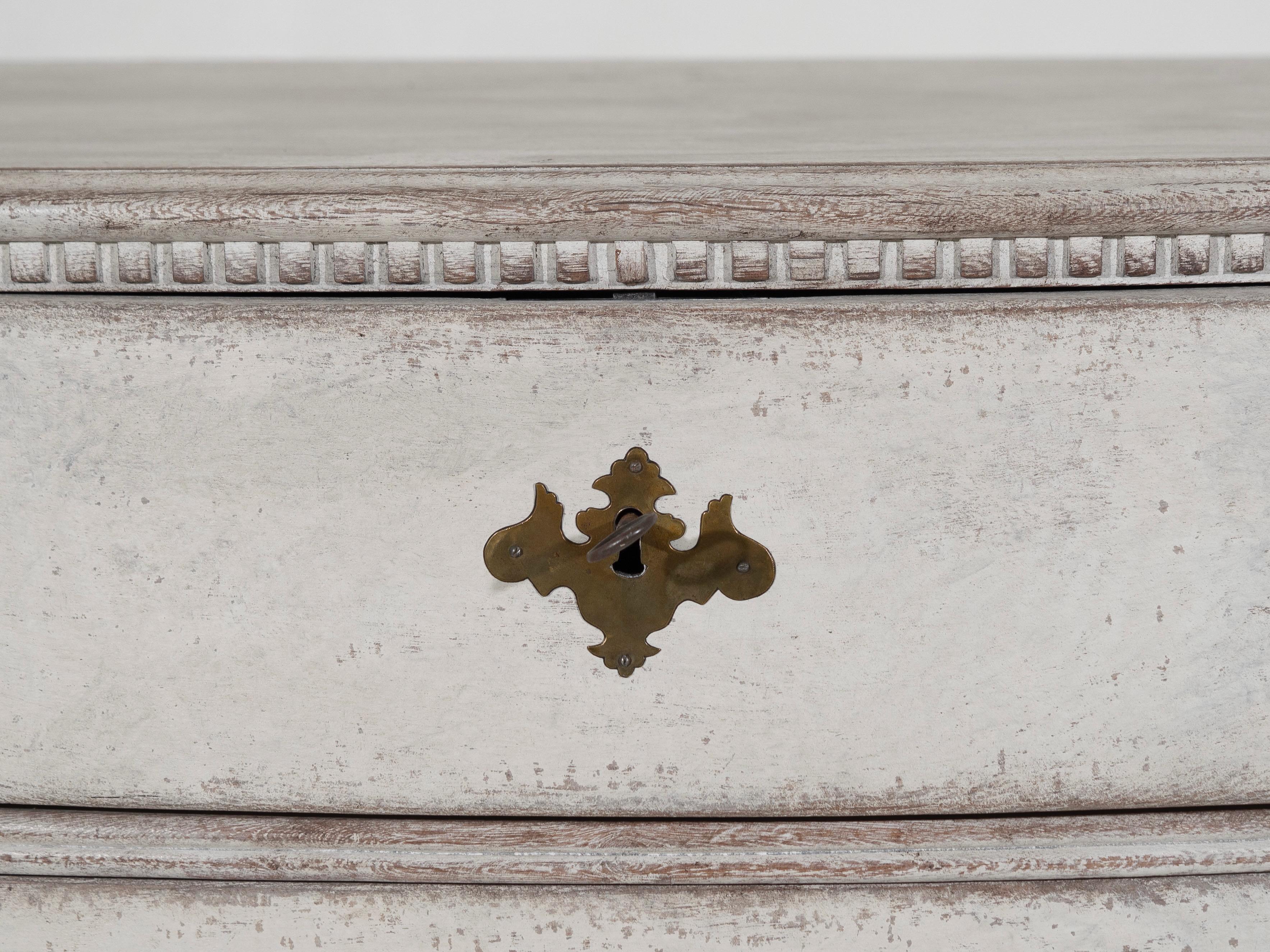 Baroque chest, 18th C. In Good Condition For Sale In Aalsgaarde, DK