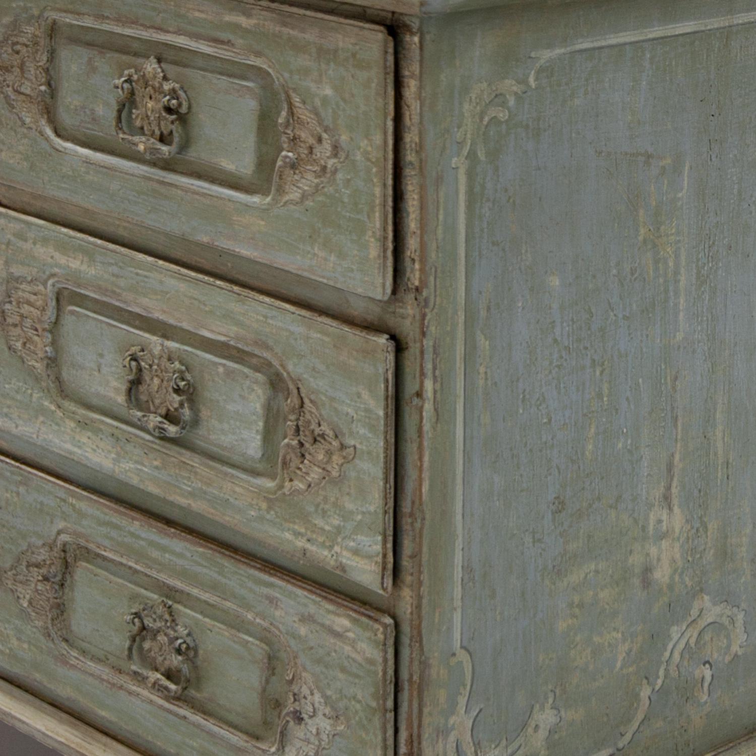 Baroque Chest of Drawers, 18th Century 1