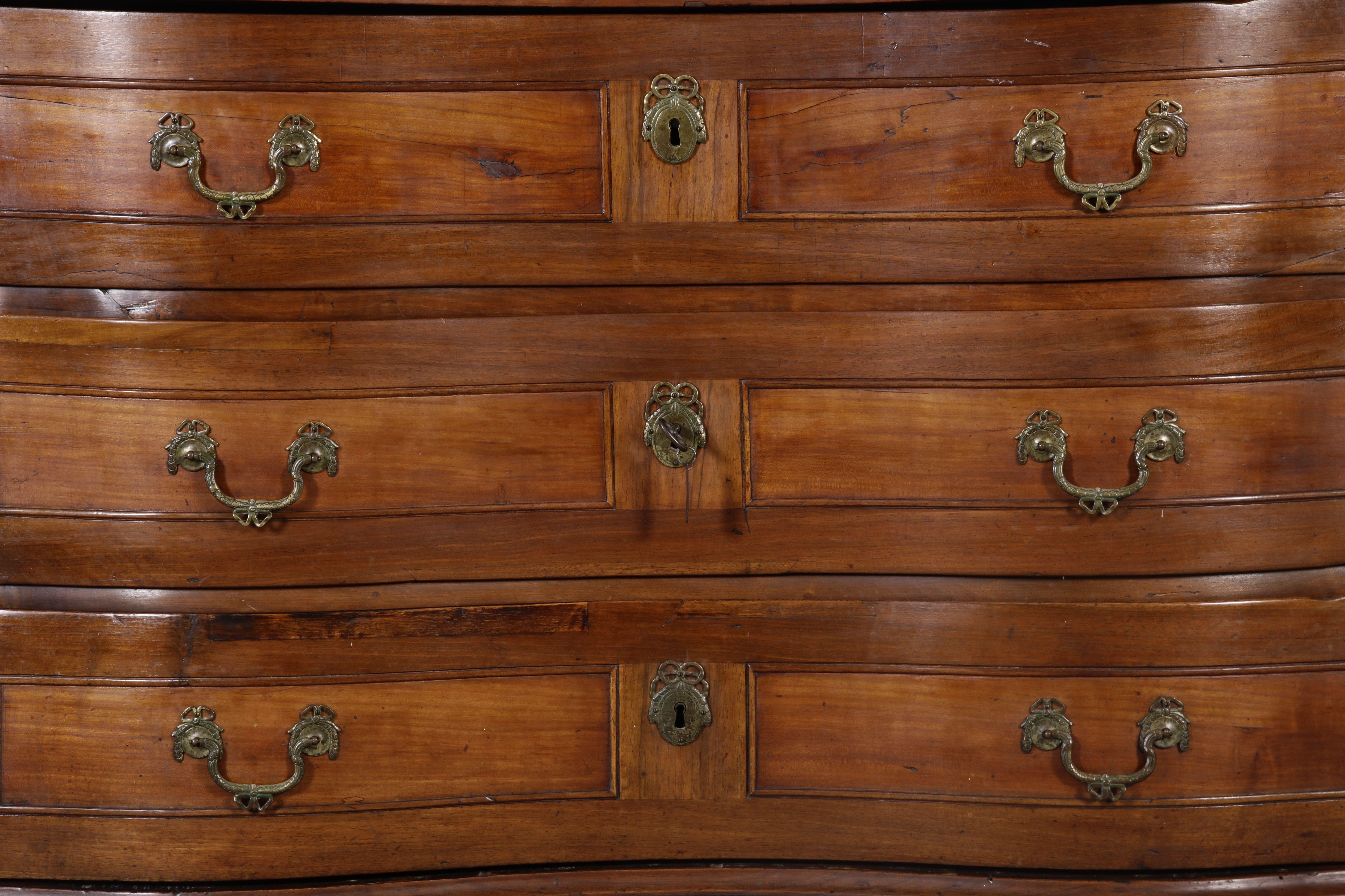 Hand-Crafted Baroque Chest of Drawers, 18th Century Walnut