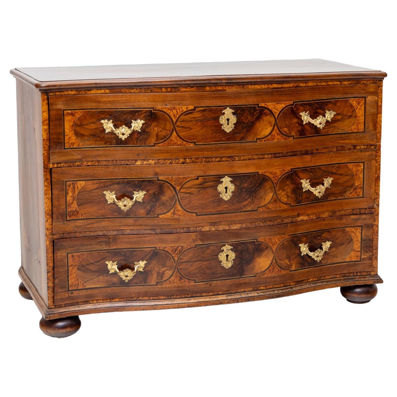 Baroque Chest of Drawers in Walnut, Inlaywork and Bronze fittings, Mid-18th C. For Sale