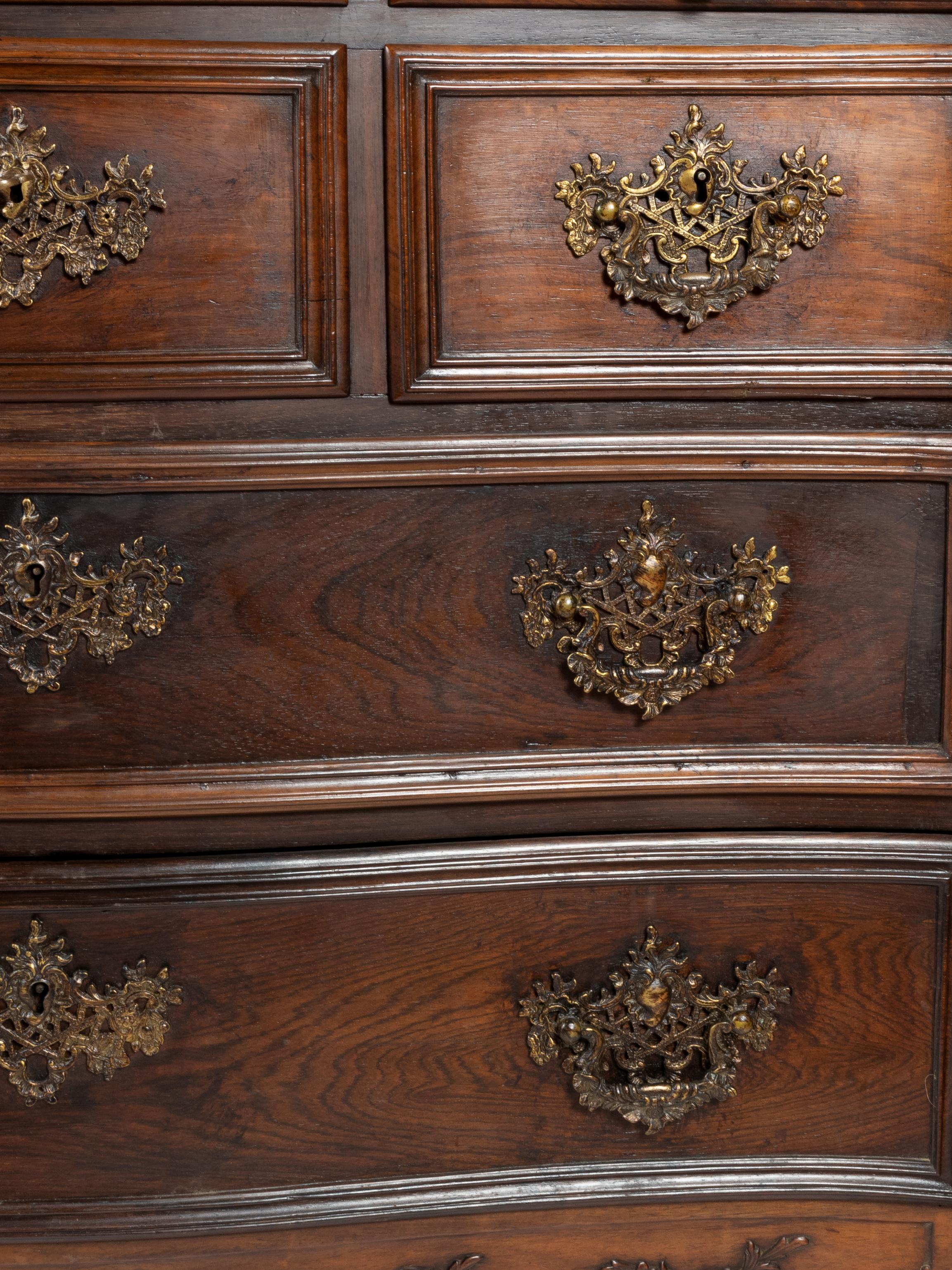 Baroque Chest Of Drawers, Portugal, 18th Century For Sale 5