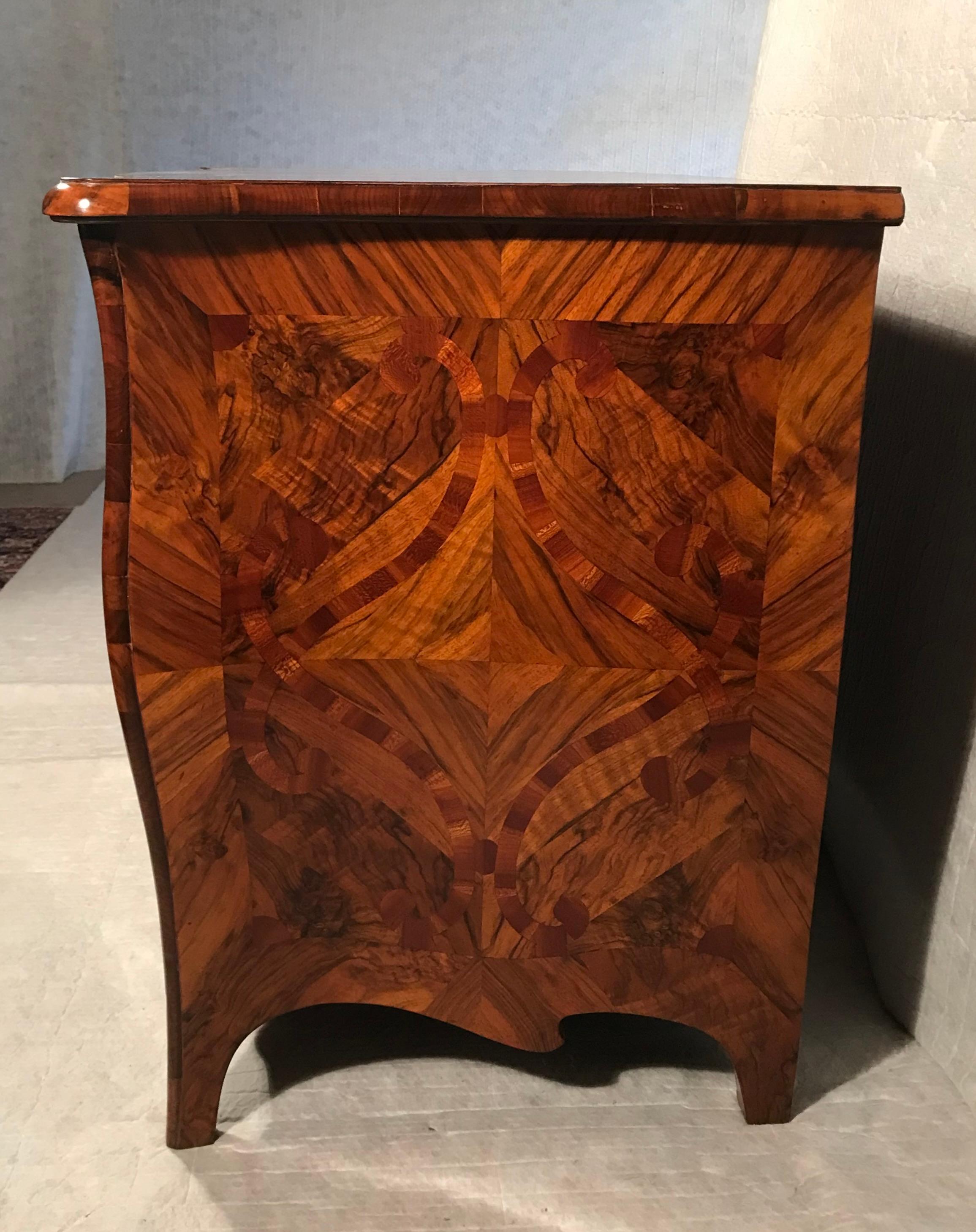 Baroque Chest of Drawers, South German 1740-50 in vendita 2