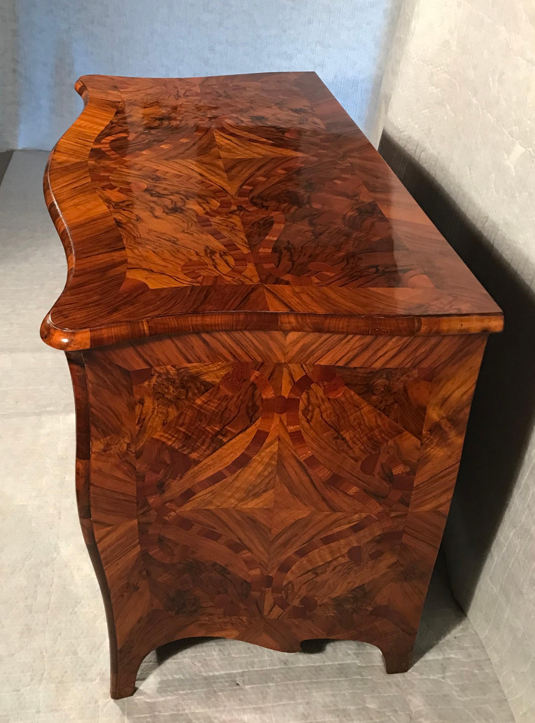 Baroque Chest of Drawers, South German 1740-50 in vendita 3