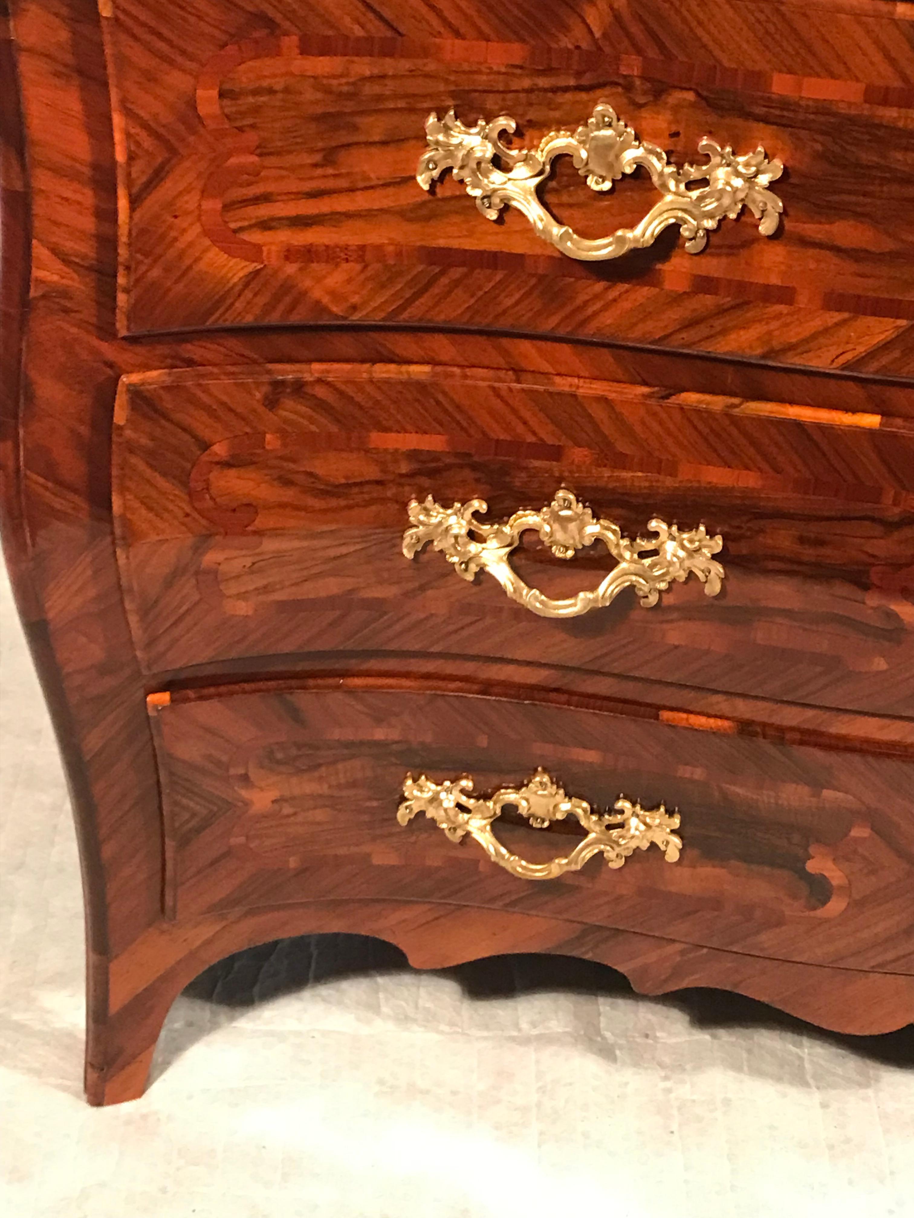 Barocco Baroque Chest of Drawers, South German 1740-50 in vendita